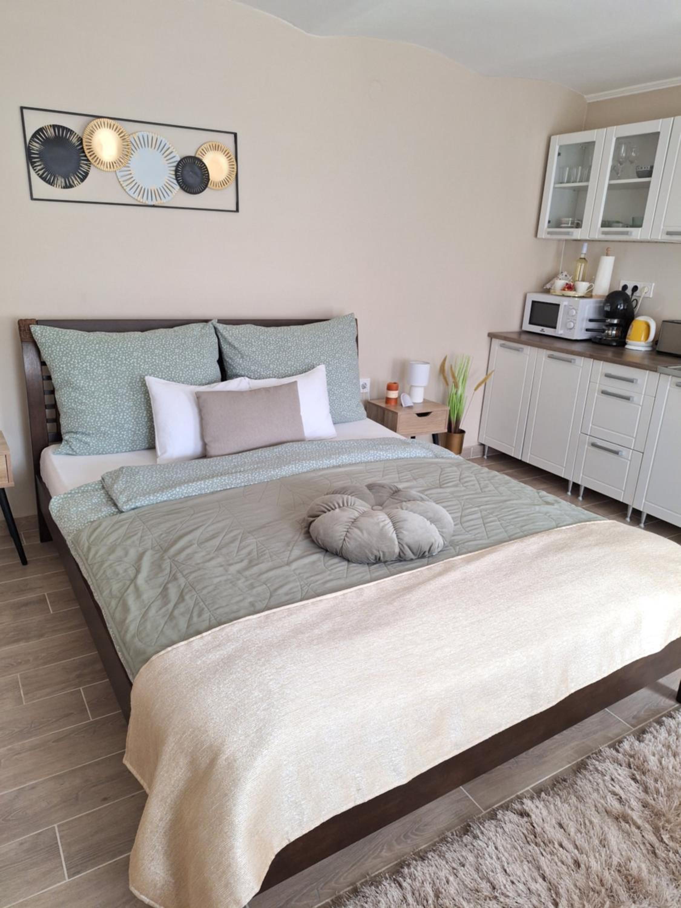 Várfal apartman I