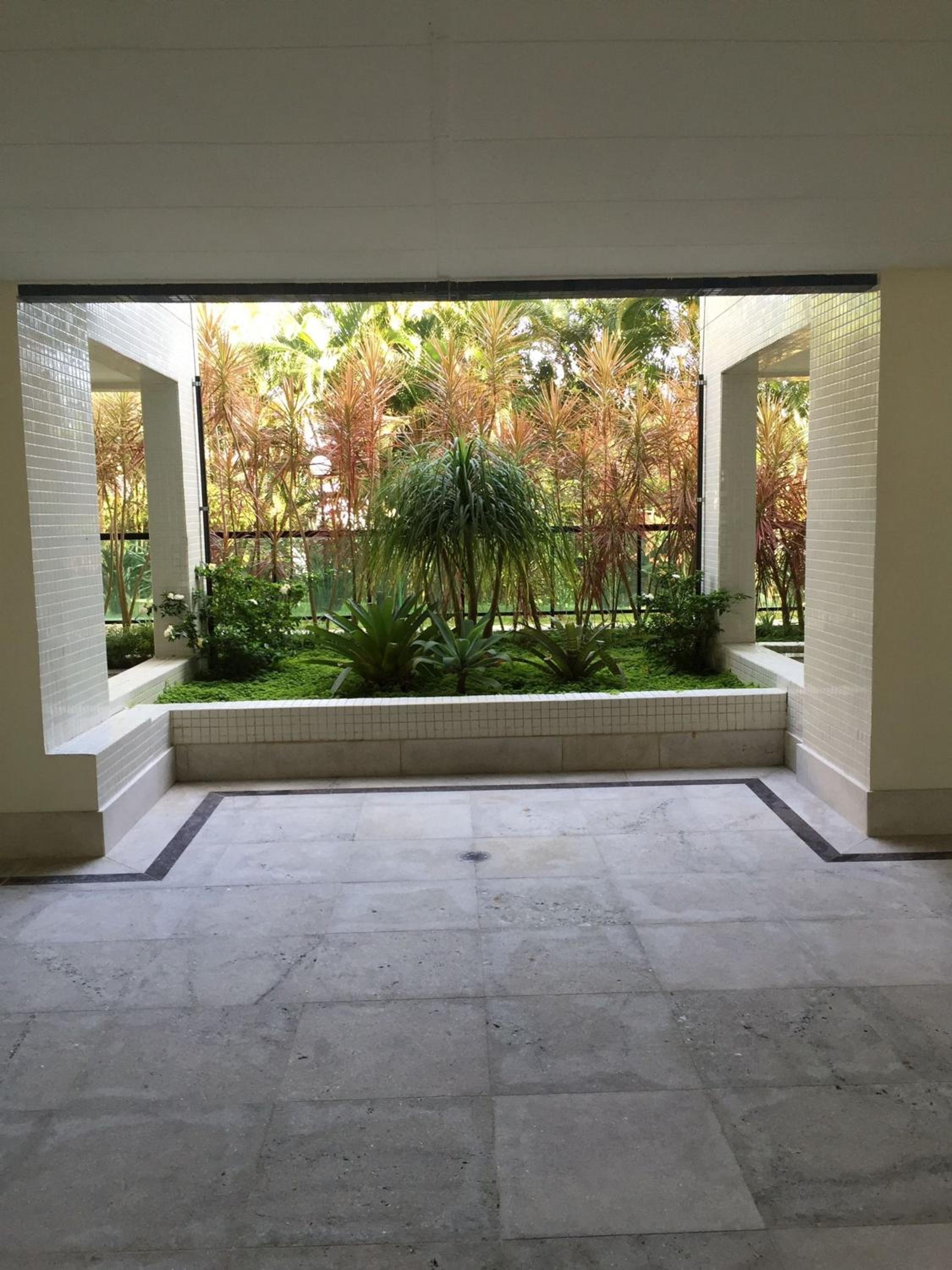 Riviera: M4 Giardino 44A, Beach front