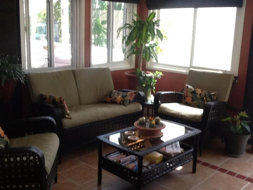 Vintage Merlot Bed and Breakfast