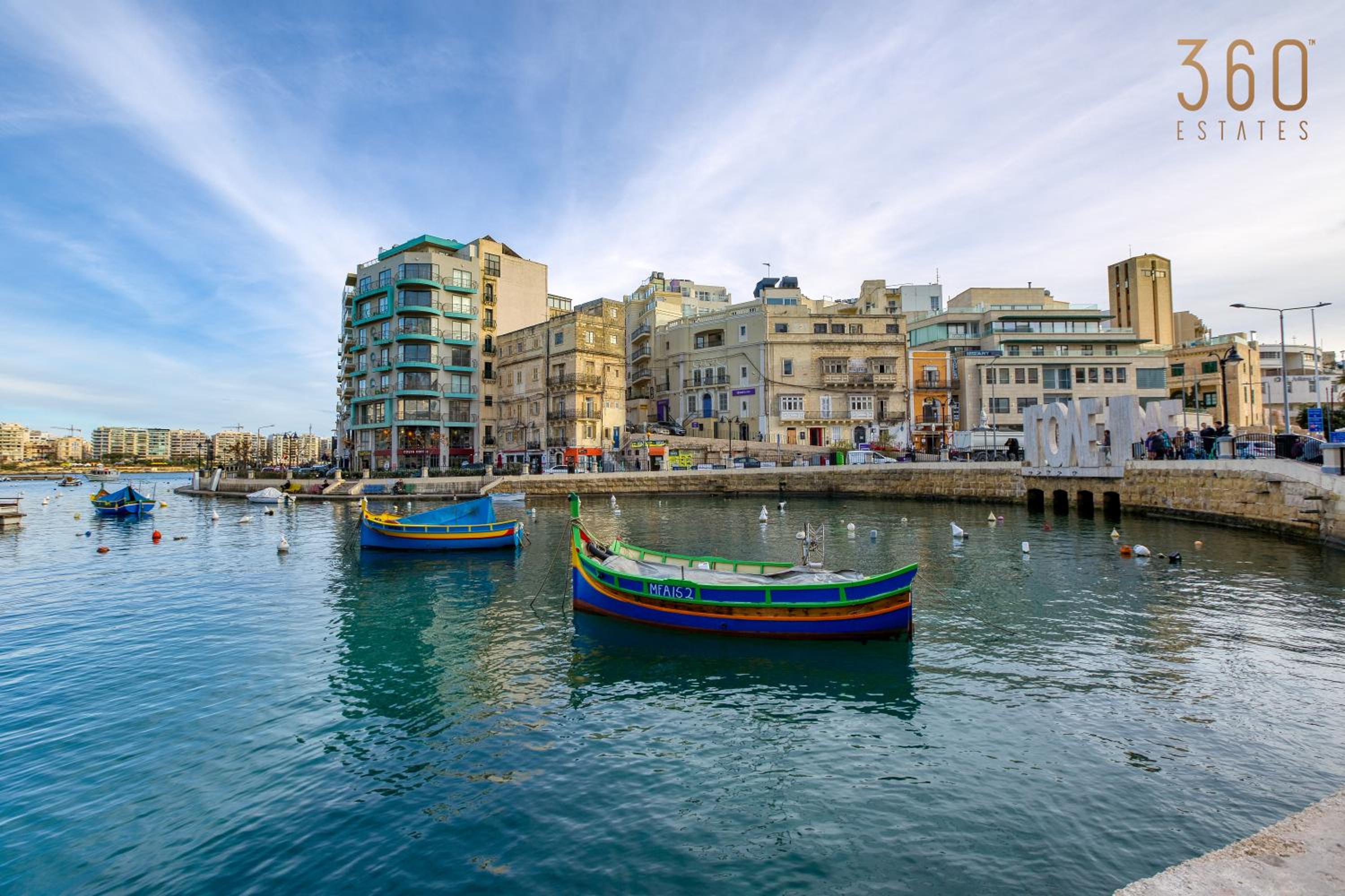 A lovely 2Br home just off Spinola Bay by 360 Estates photo 2