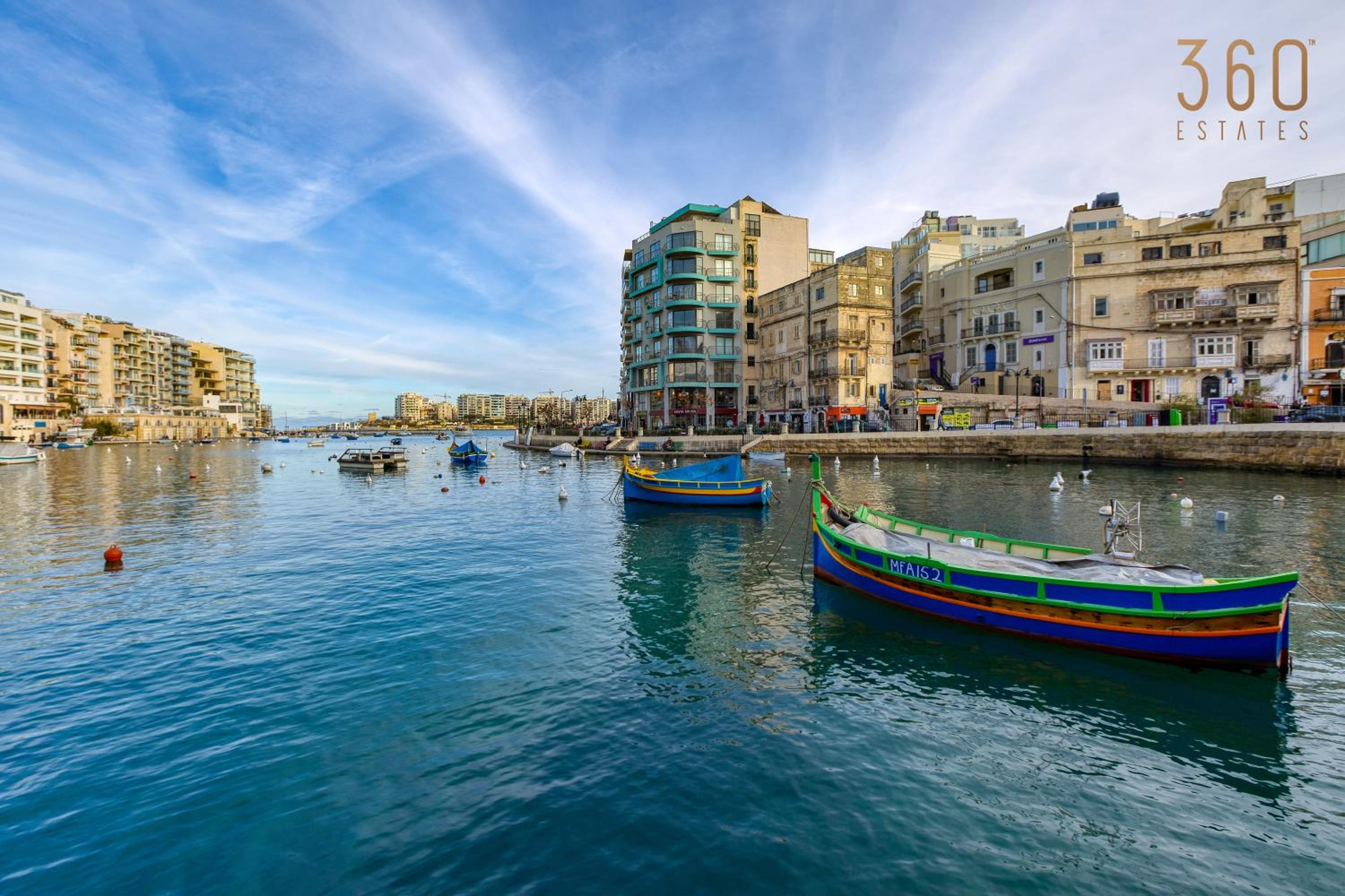 A lovely 2Br home just off Spinola Bay by 360 Estates photo 3