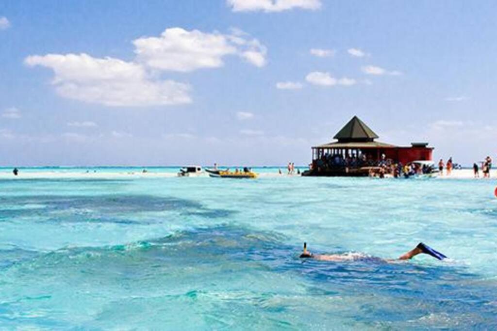 DONDE MATHY'S #1 Apto Turistico Sarie Bay