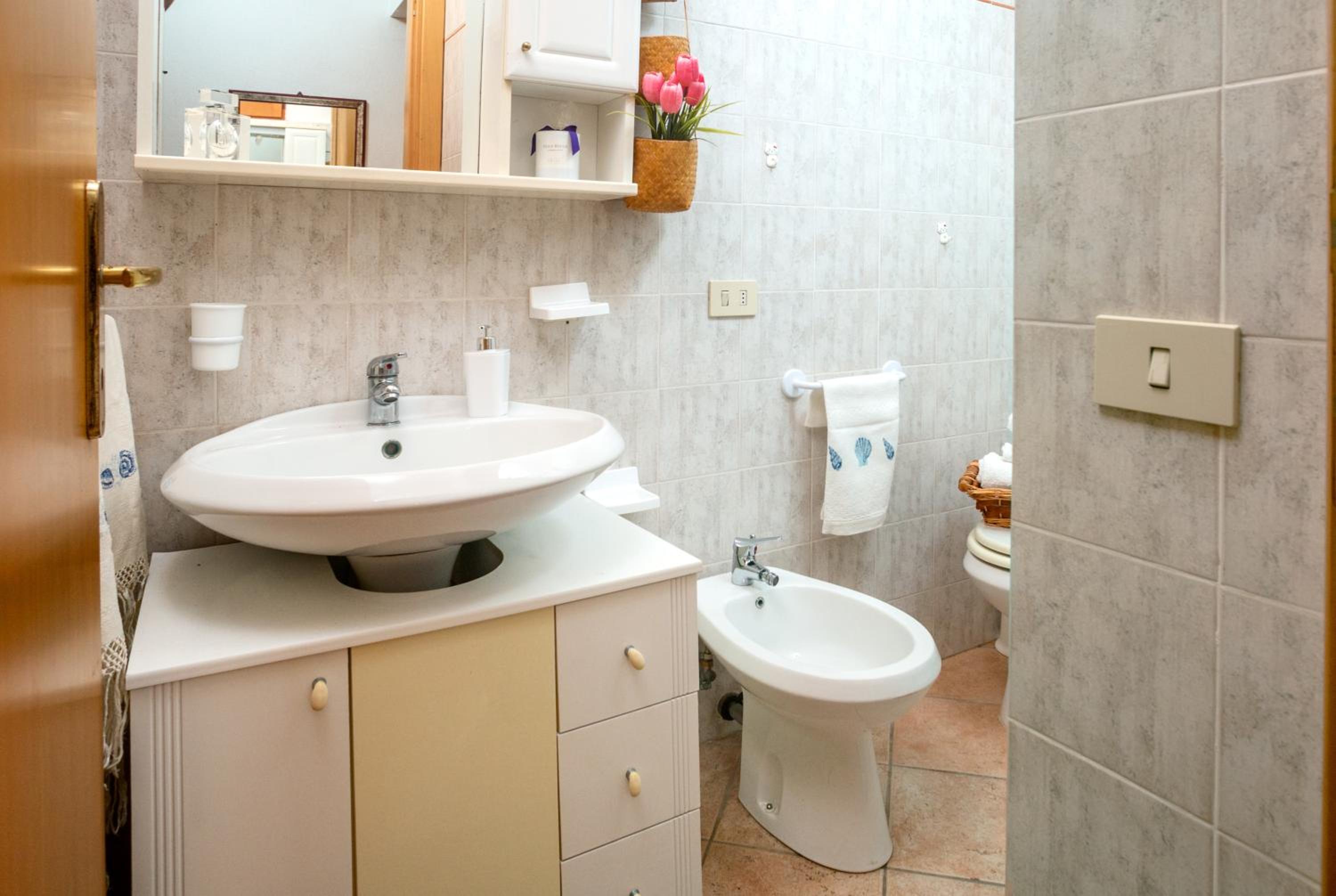 Casa Vacanza Lory view 2