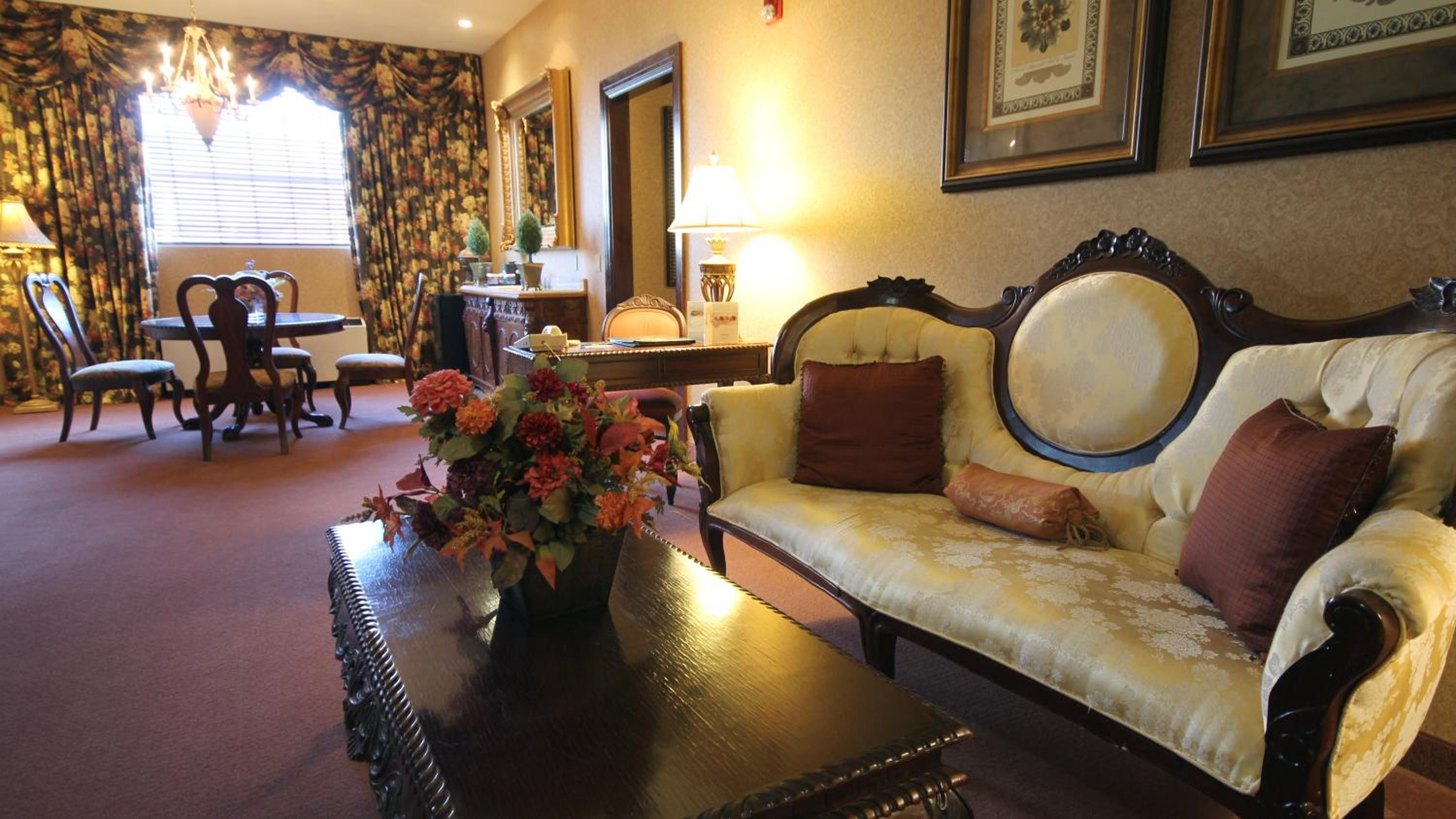 The Inn and Spa at East Wind - Property Image 1