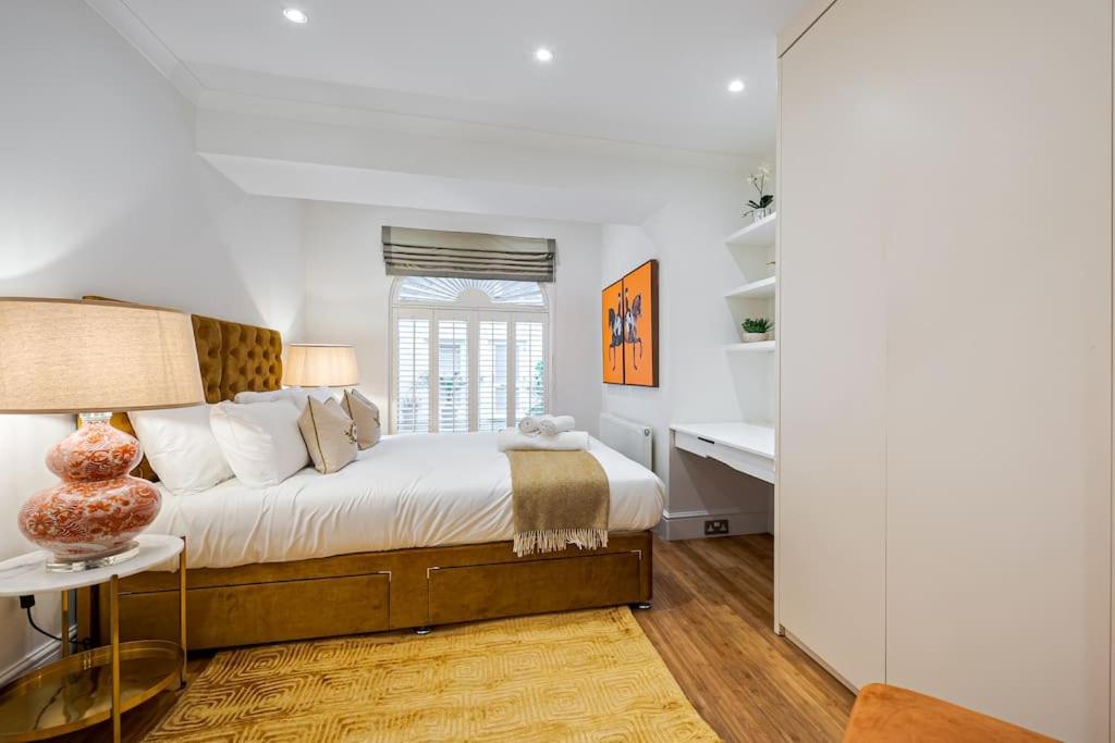 Stunning 2Bd 2Bth in Belgravia within a Quiet Courtyard