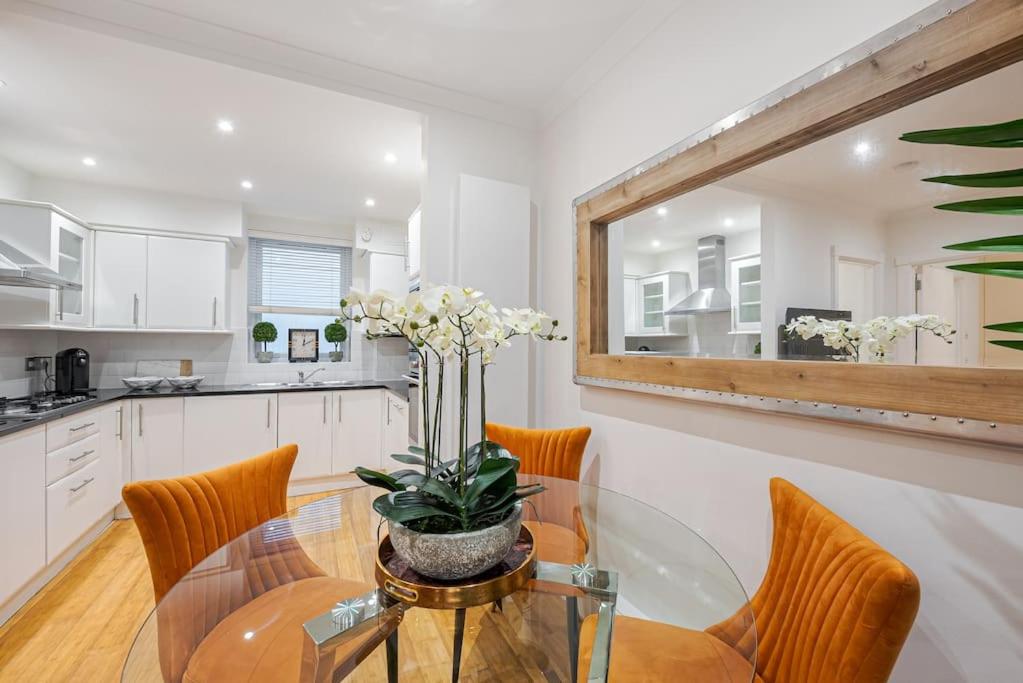 Stunning 2Bd 2Bth in Belgravia within a Quiet Courtyard