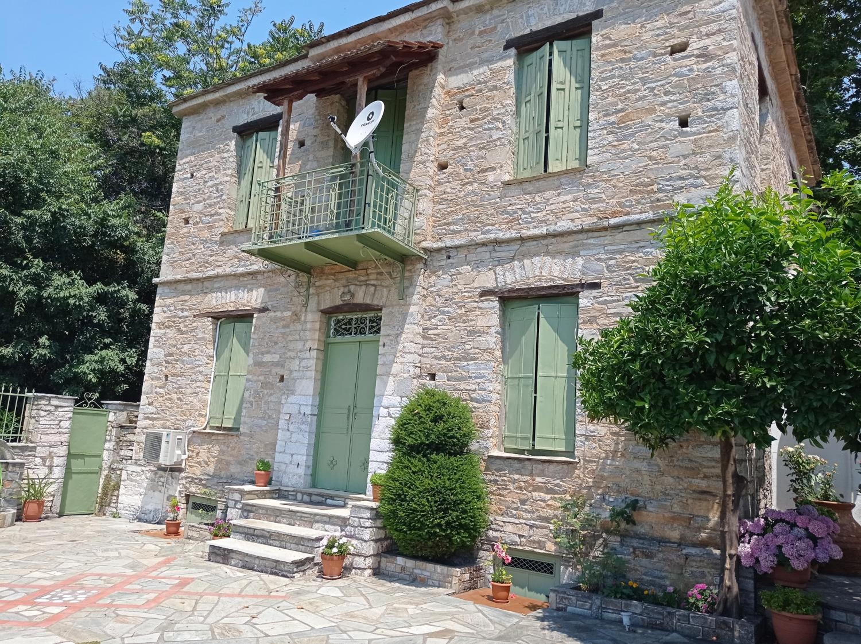 Hotel Marina Traditional Stonehouse