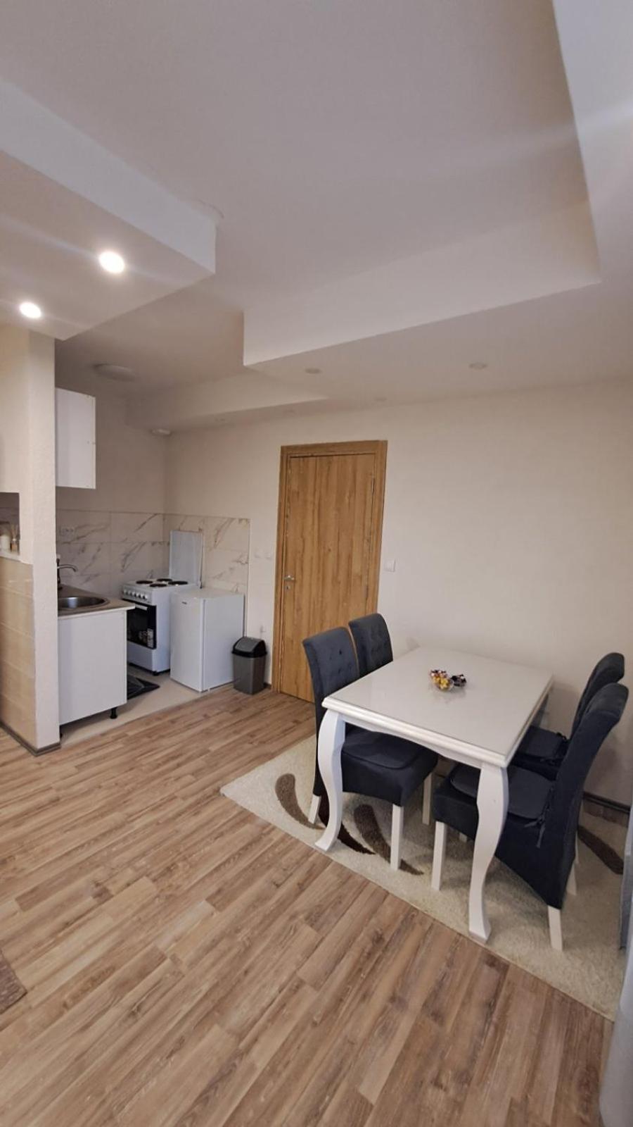 Apartman Zirojević