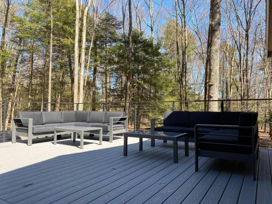 Modern Lodge on 6 acres - 15 mins to Camelback