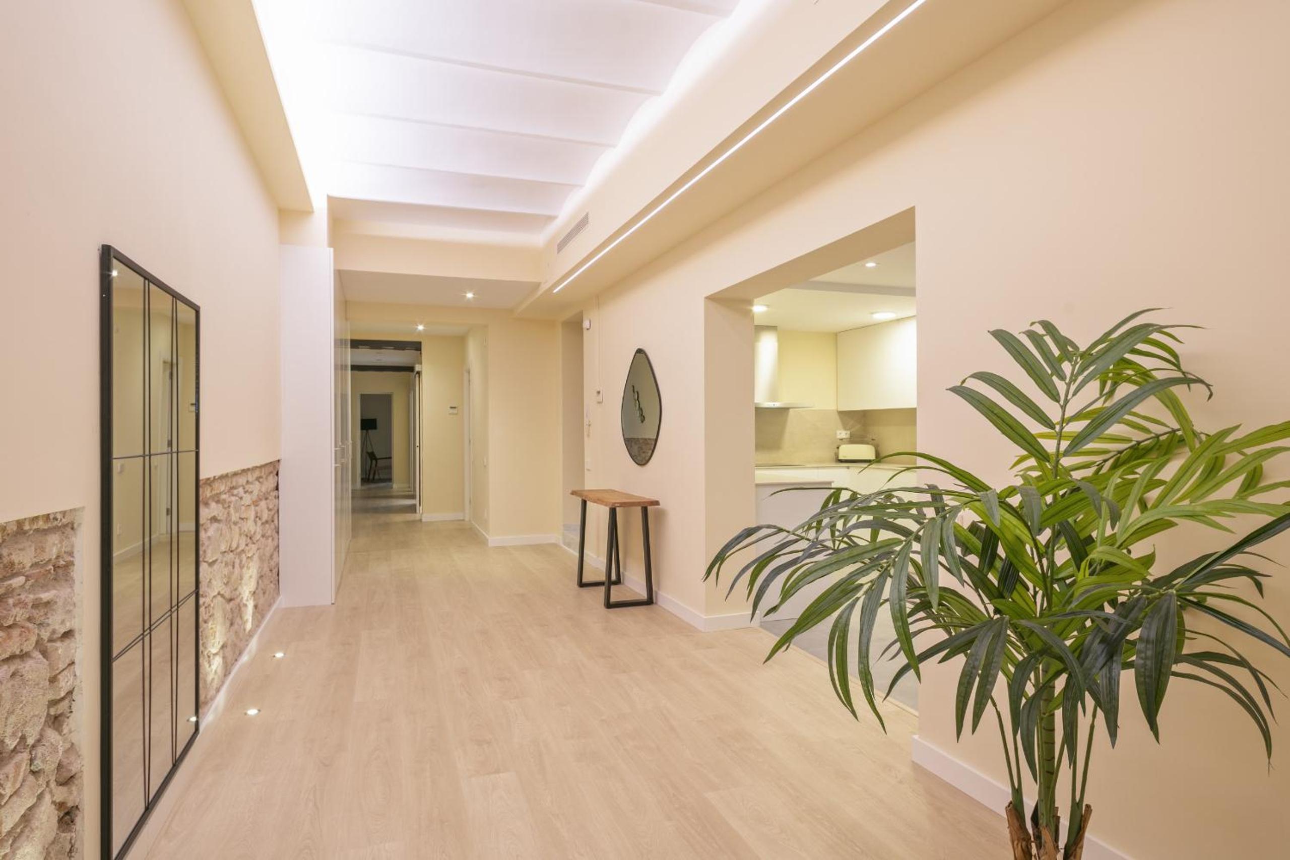 Ola Living Diagonal II Apartments