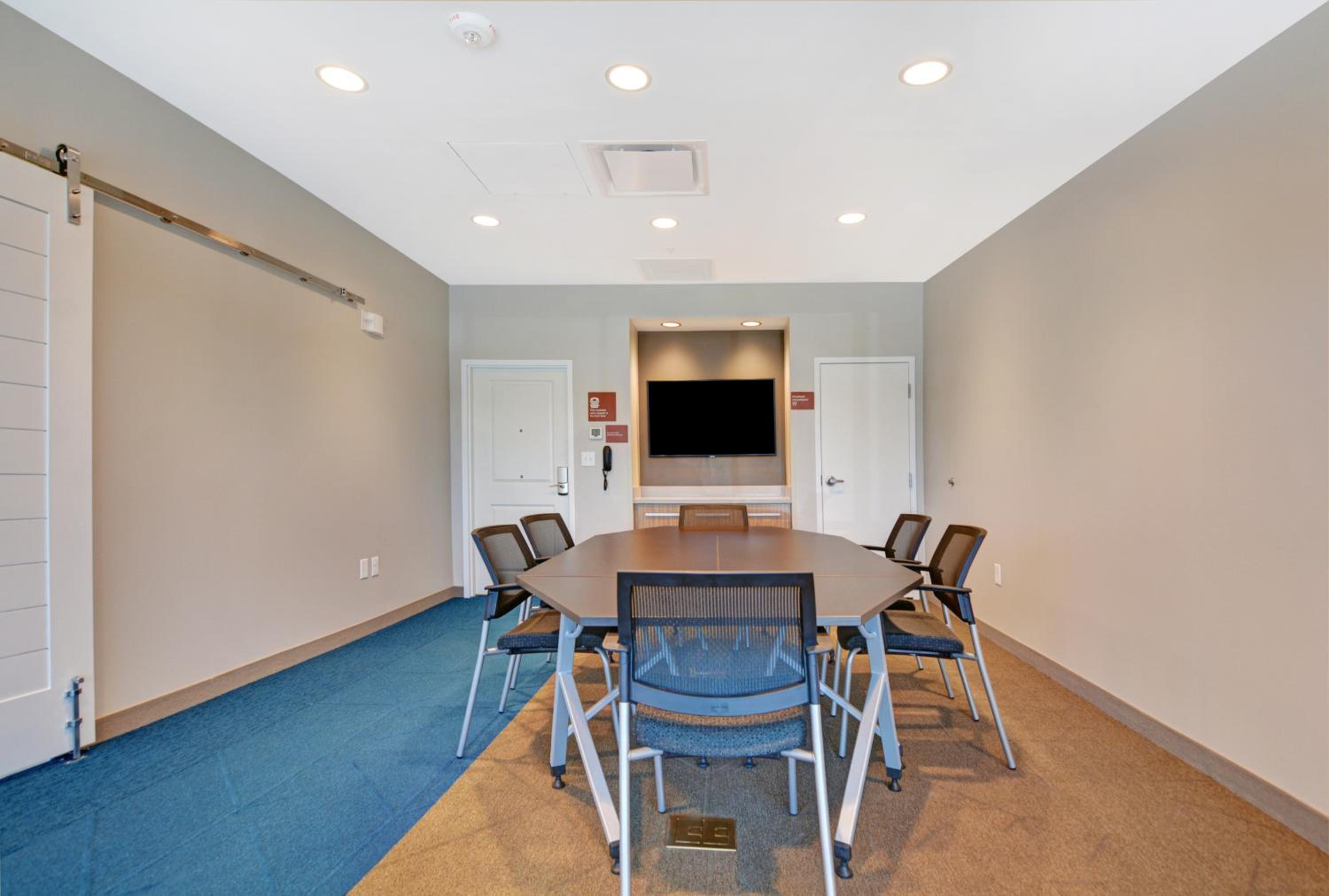 meeting & event spaces