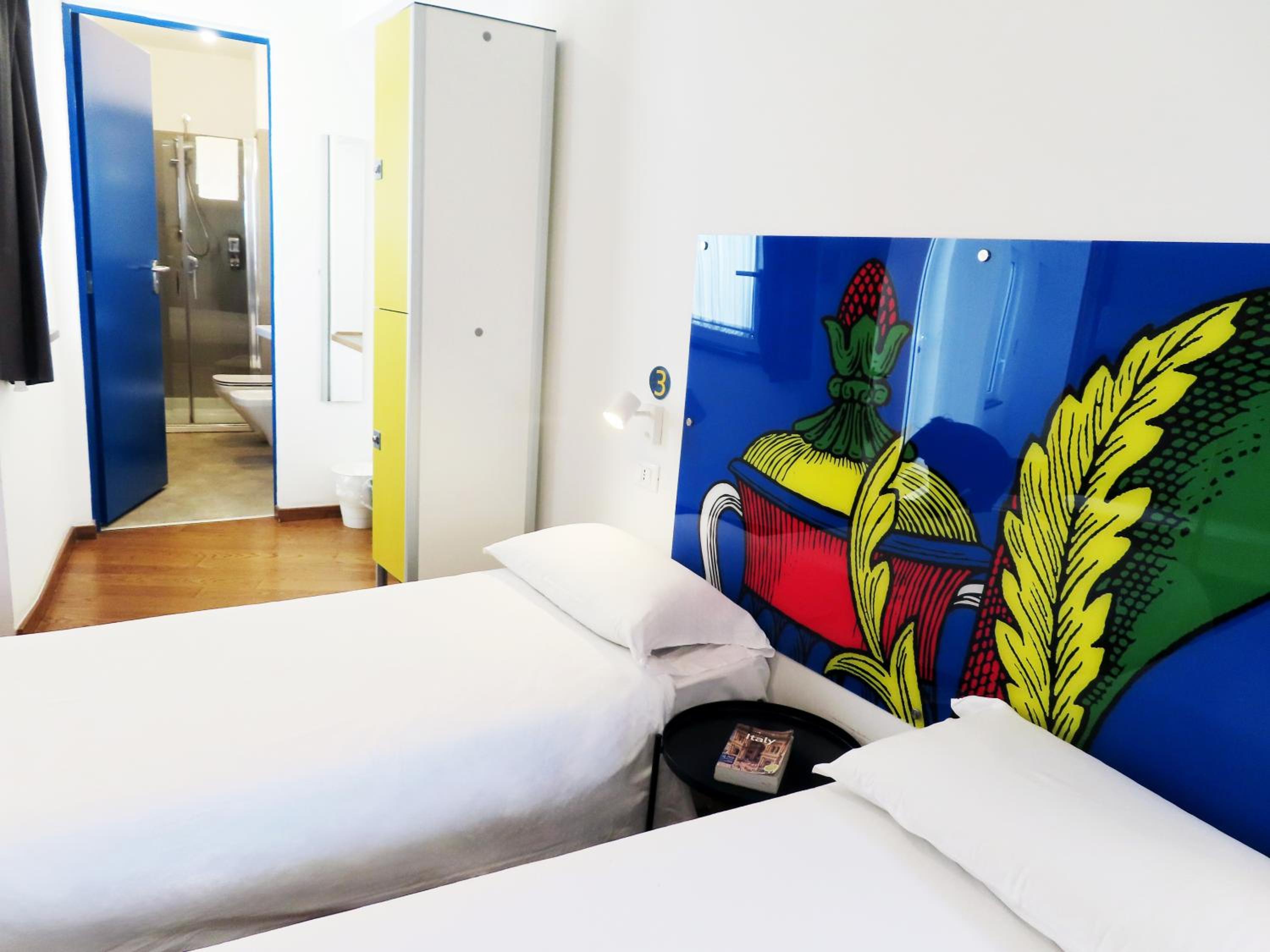 Tric Trac Hostel