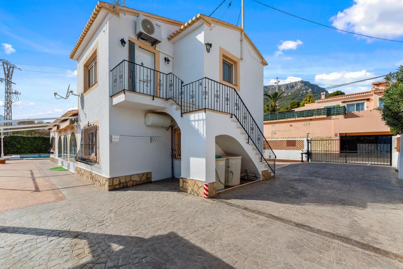 Villa Mercedes - Plusholidays