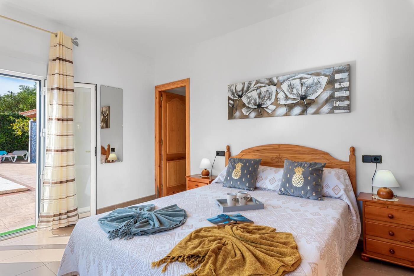 Villa Mercedes - Plusholidays
