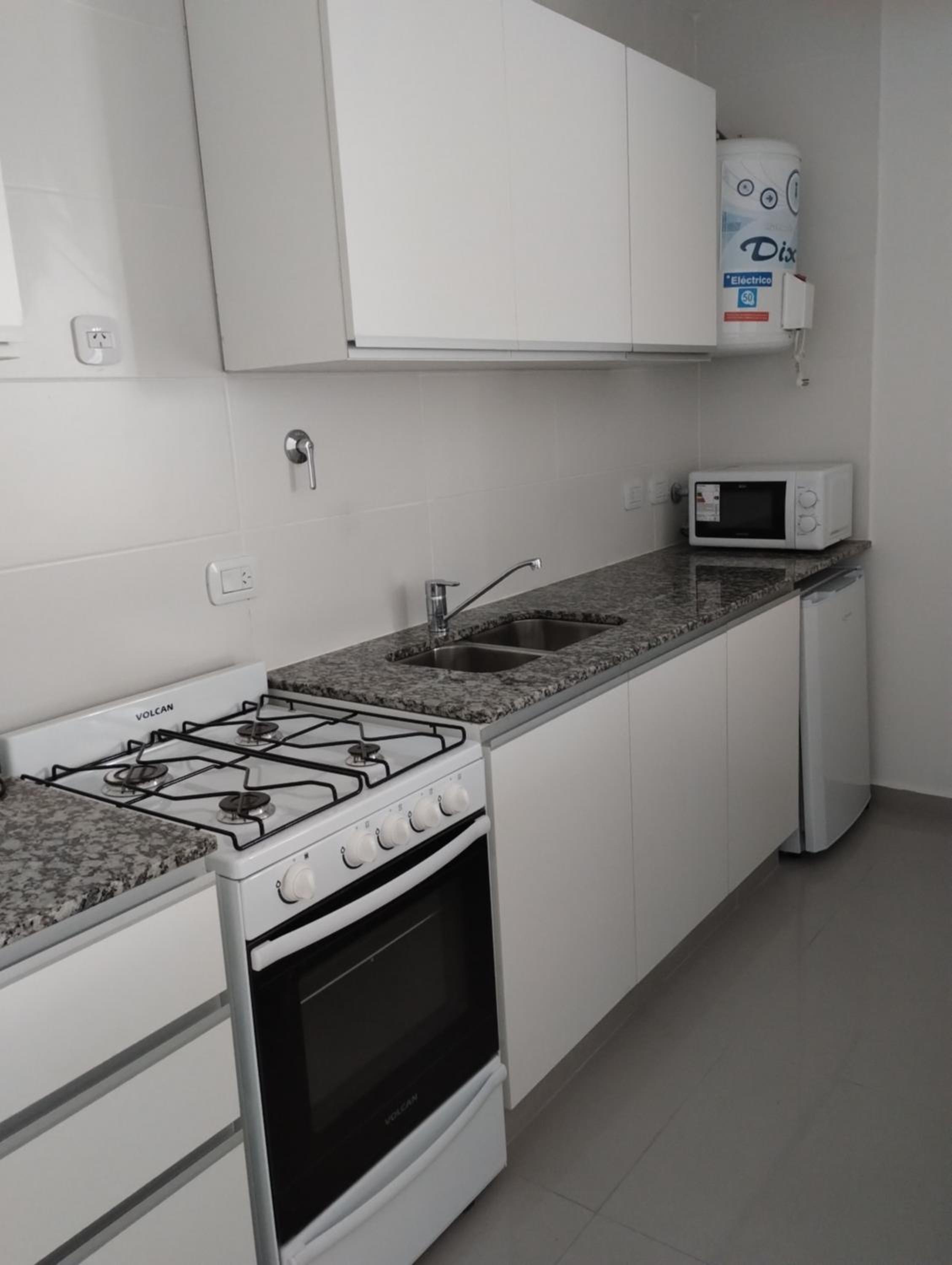 2A - Departamento Amplio - excelente vista Y UBICACION- sin wifi