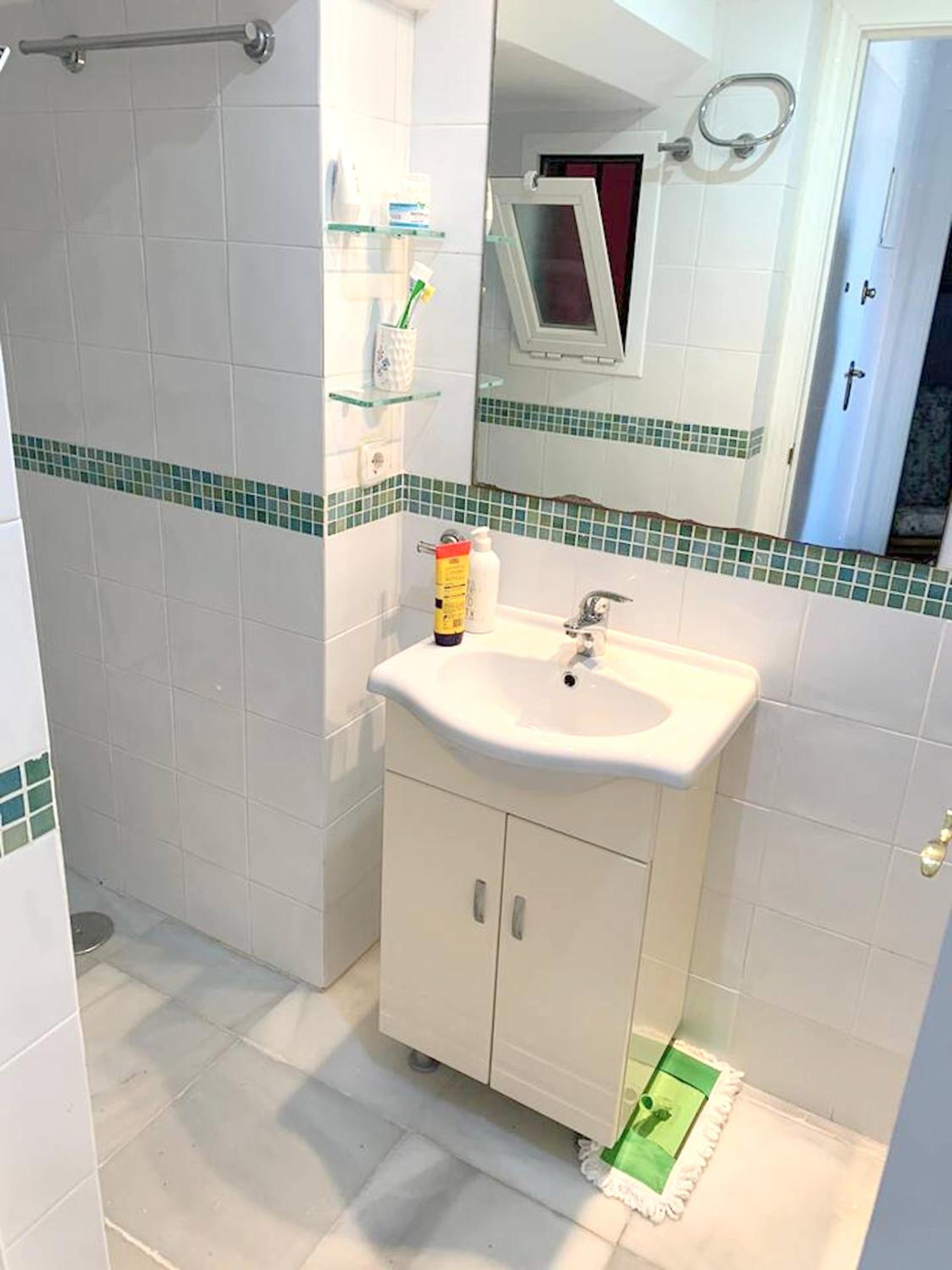 Charming Malaga Accommodation with Shared Pool