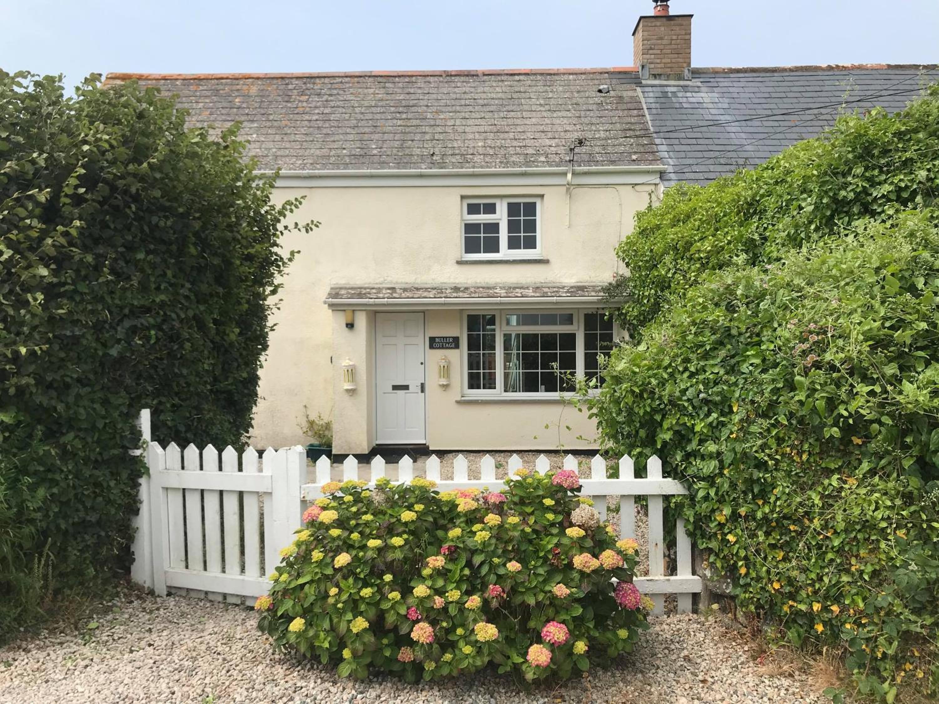 Bejowan Cornish Cottage view 5