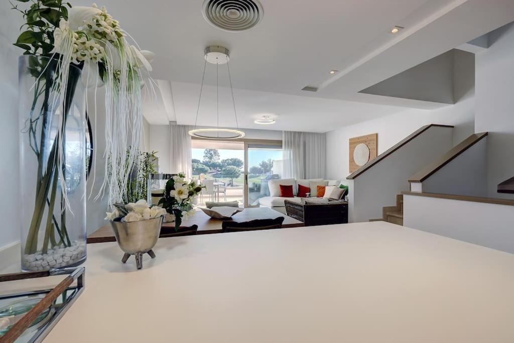 007 Modern 3 Bed Frontline Golf Townhouse in La Cala Golf Resort with Mountain Views