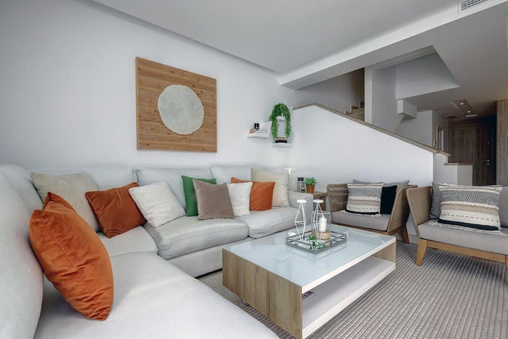 007 Modern 3 Bed Frontline Golf Townhouse in La Cala Golf Resort with Mountain Views