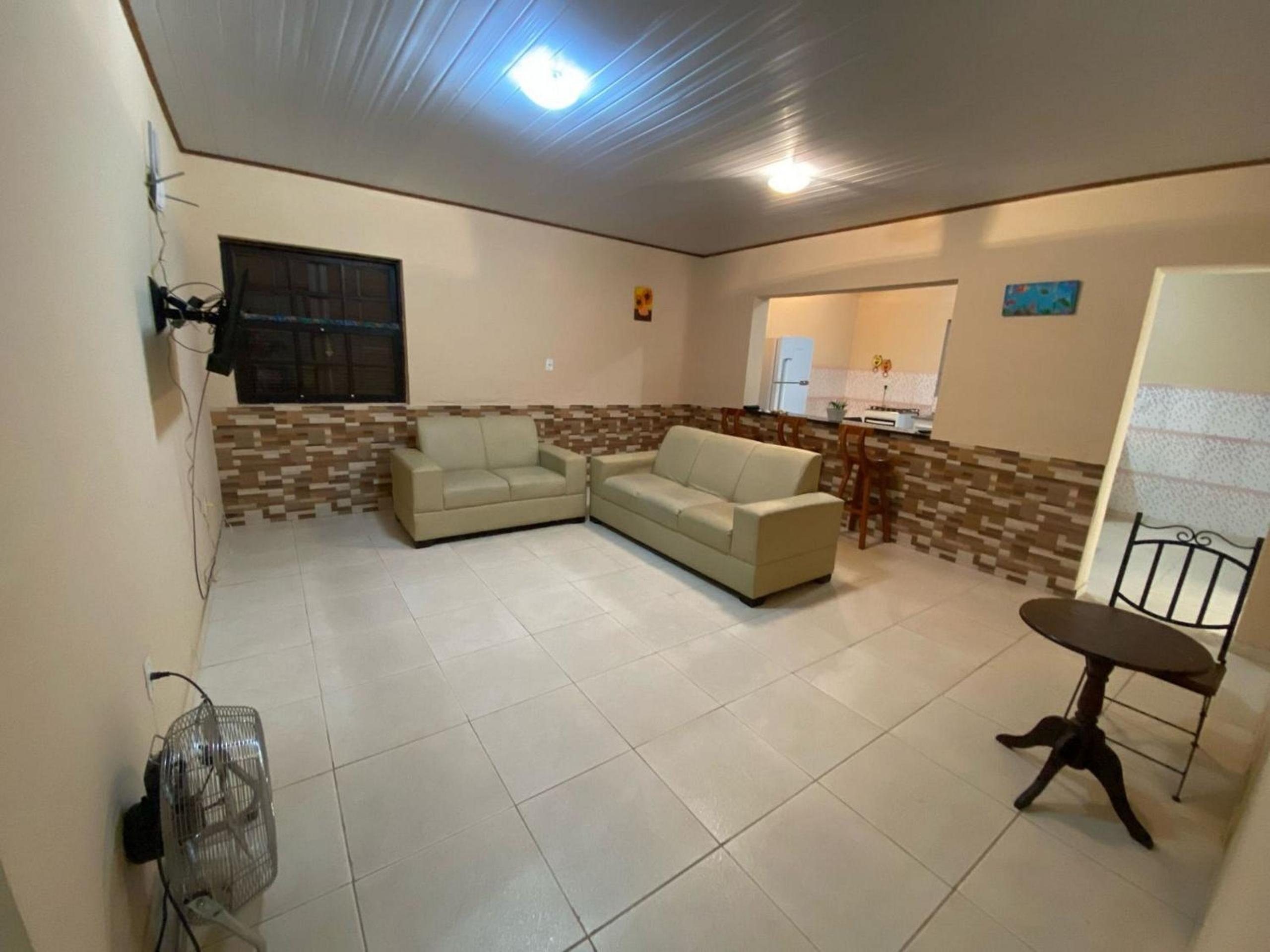 Family House with Air Conditioning Vacancies in the Center of Paraty Beach