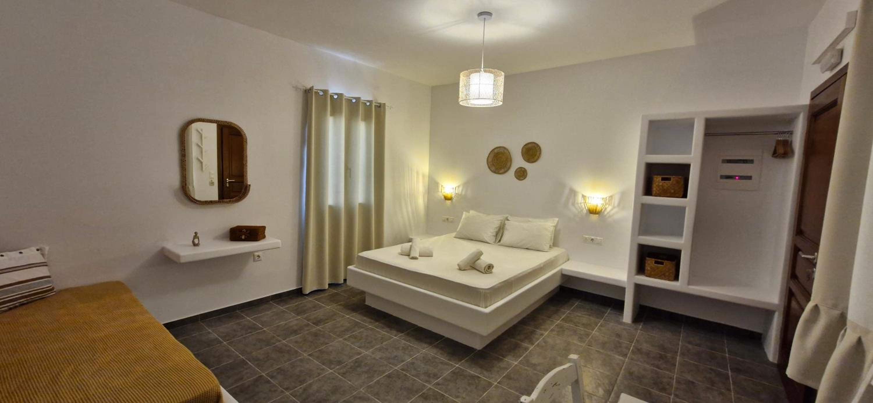 Hotel Marianthi Studios - Image 1