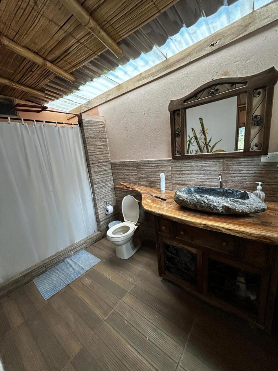 Cabaña Canto de las Aguas Cañón del Combeima