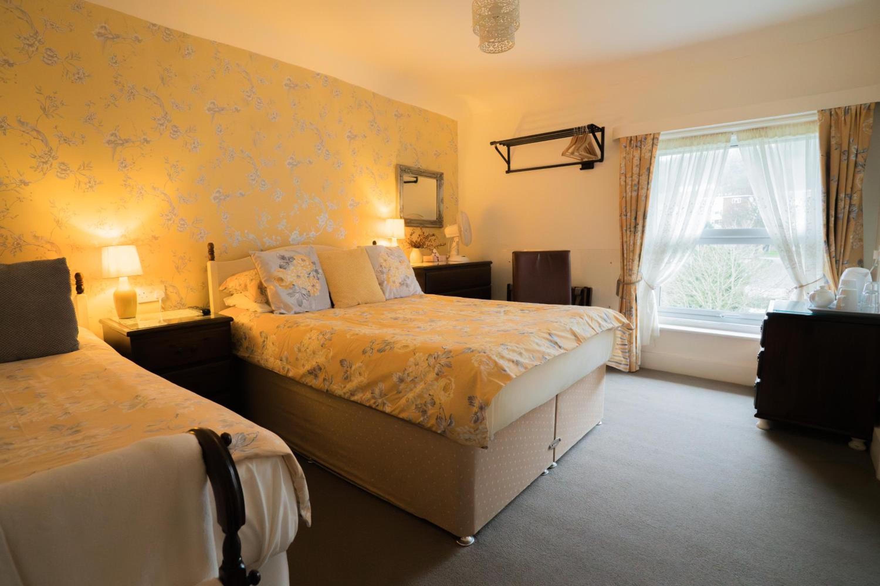 Maison Dieu Guest House