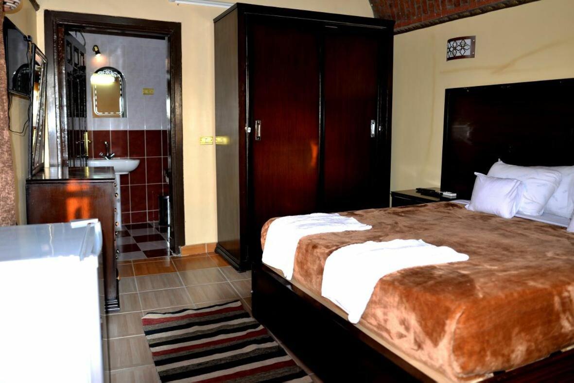 Resort Nubian Cataract