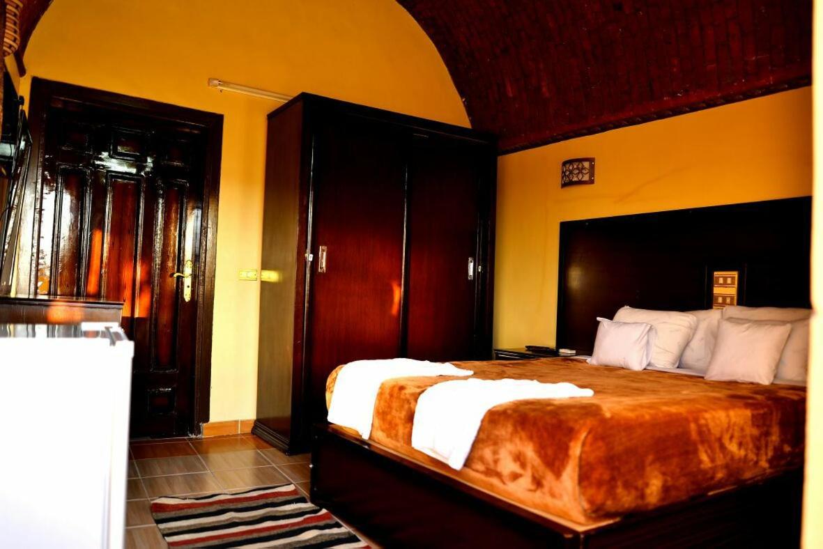 Resort Nubian Cataract