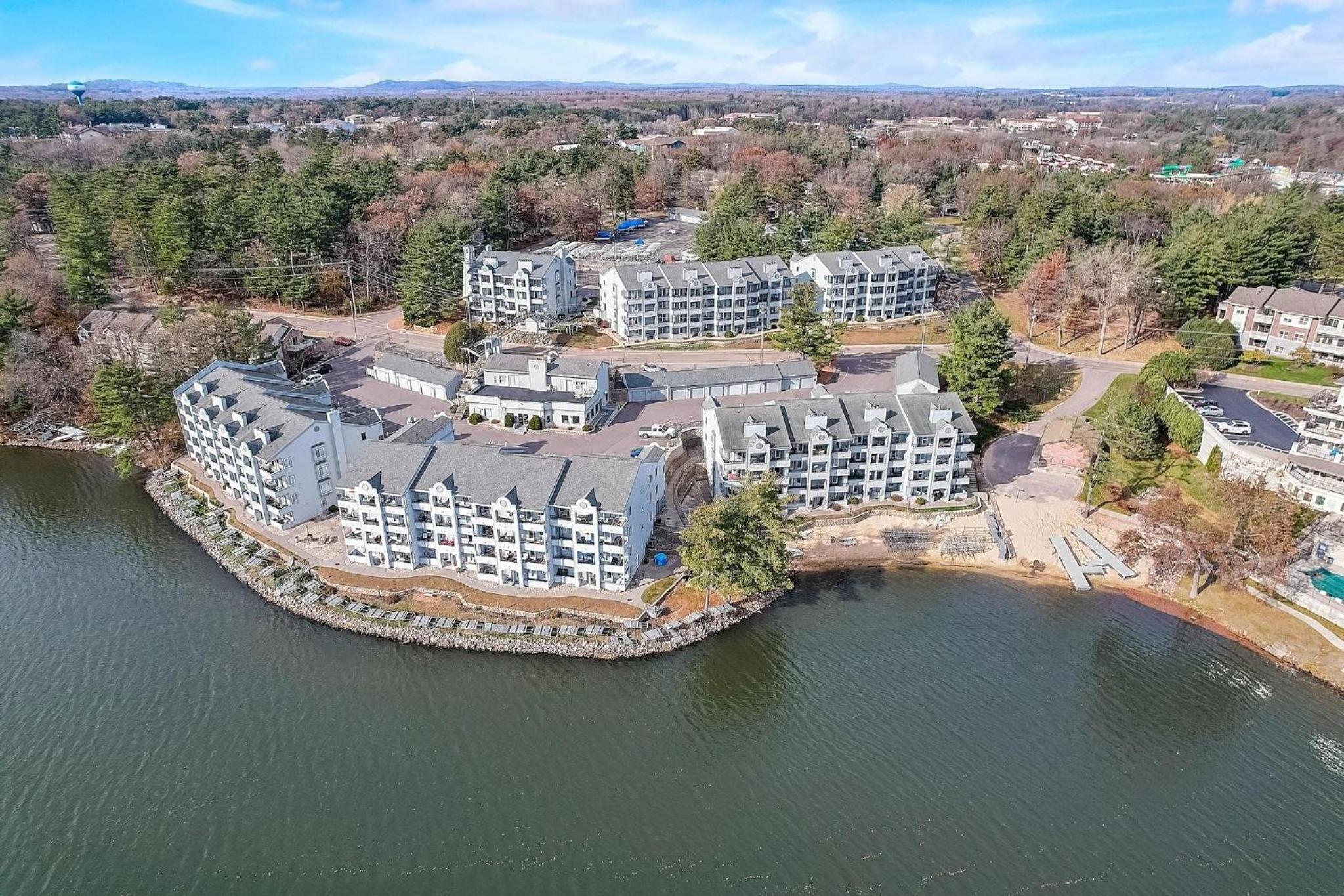 Dells Lake Villa At Lighthouse Cove Condominiums view 5