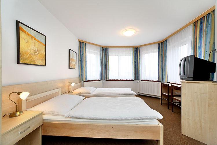 HOTEL RAJSKY