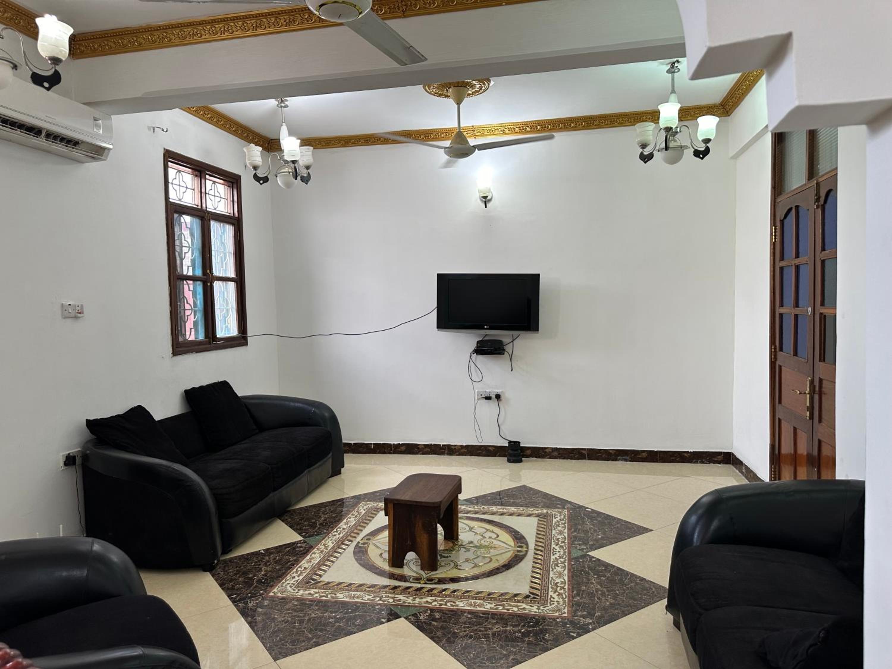 Pazuri apartment
