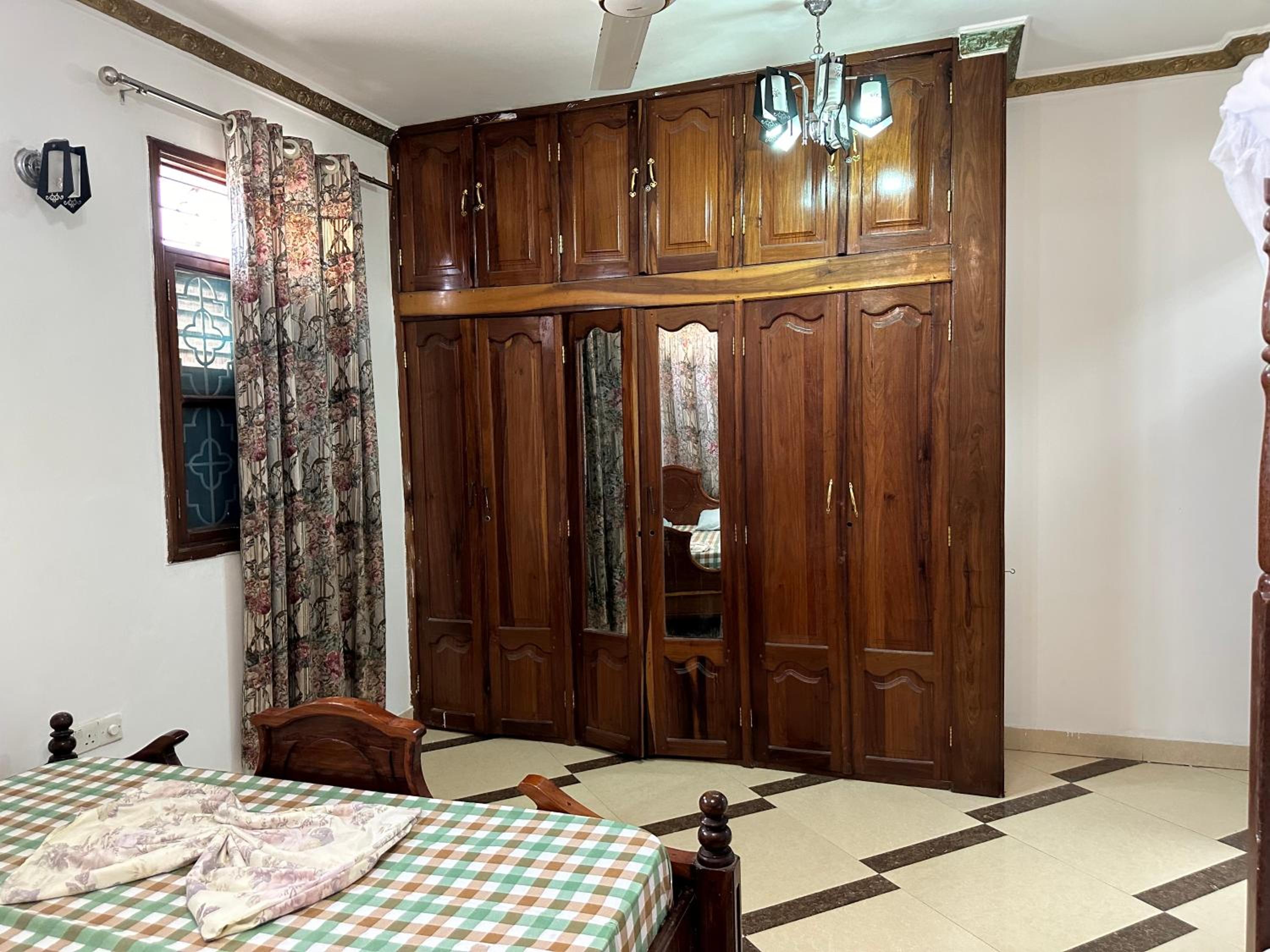 Pazuri apartment