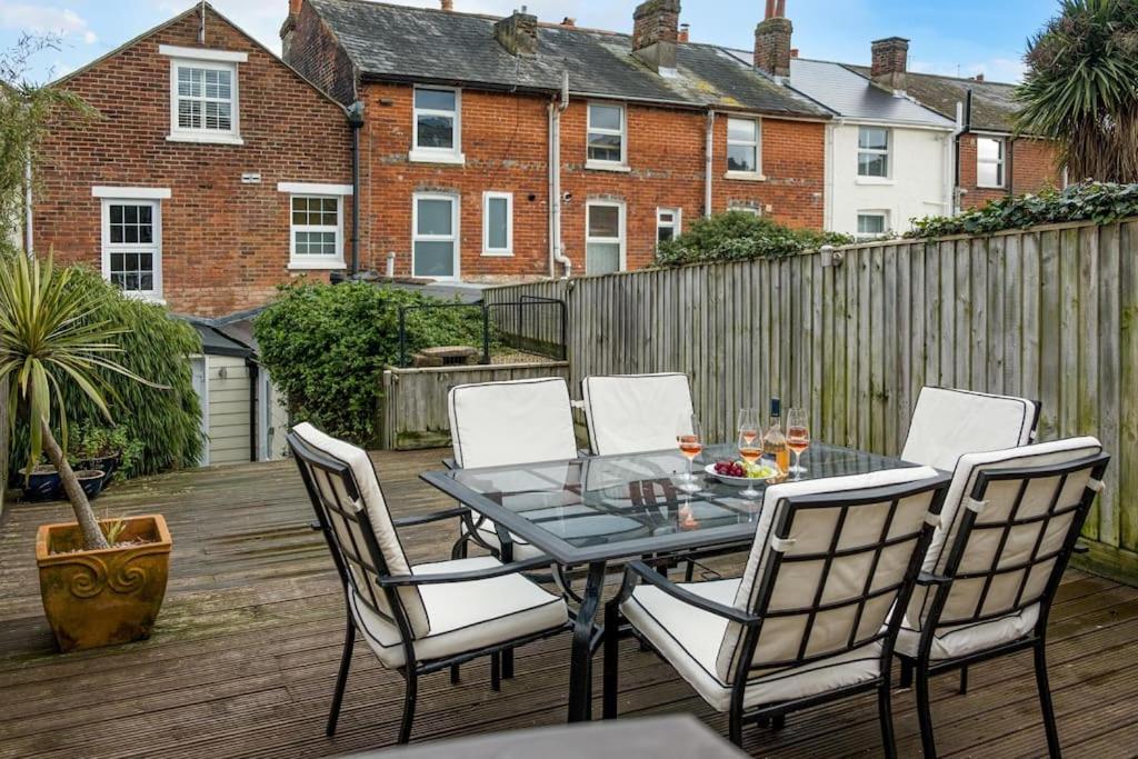 Crossjack Cottage