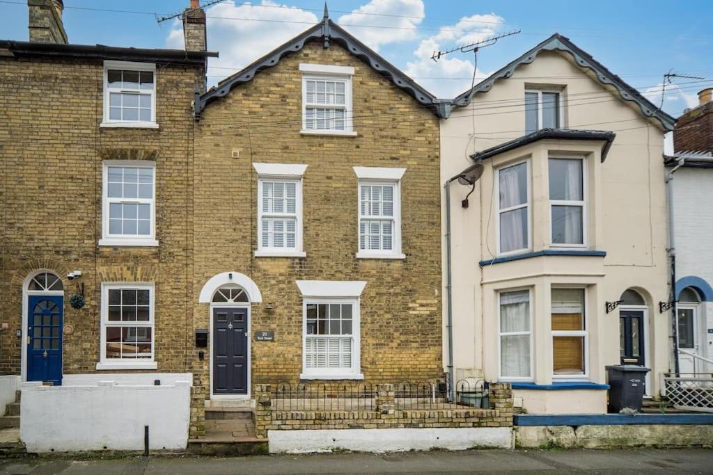 Crossjack Cottage