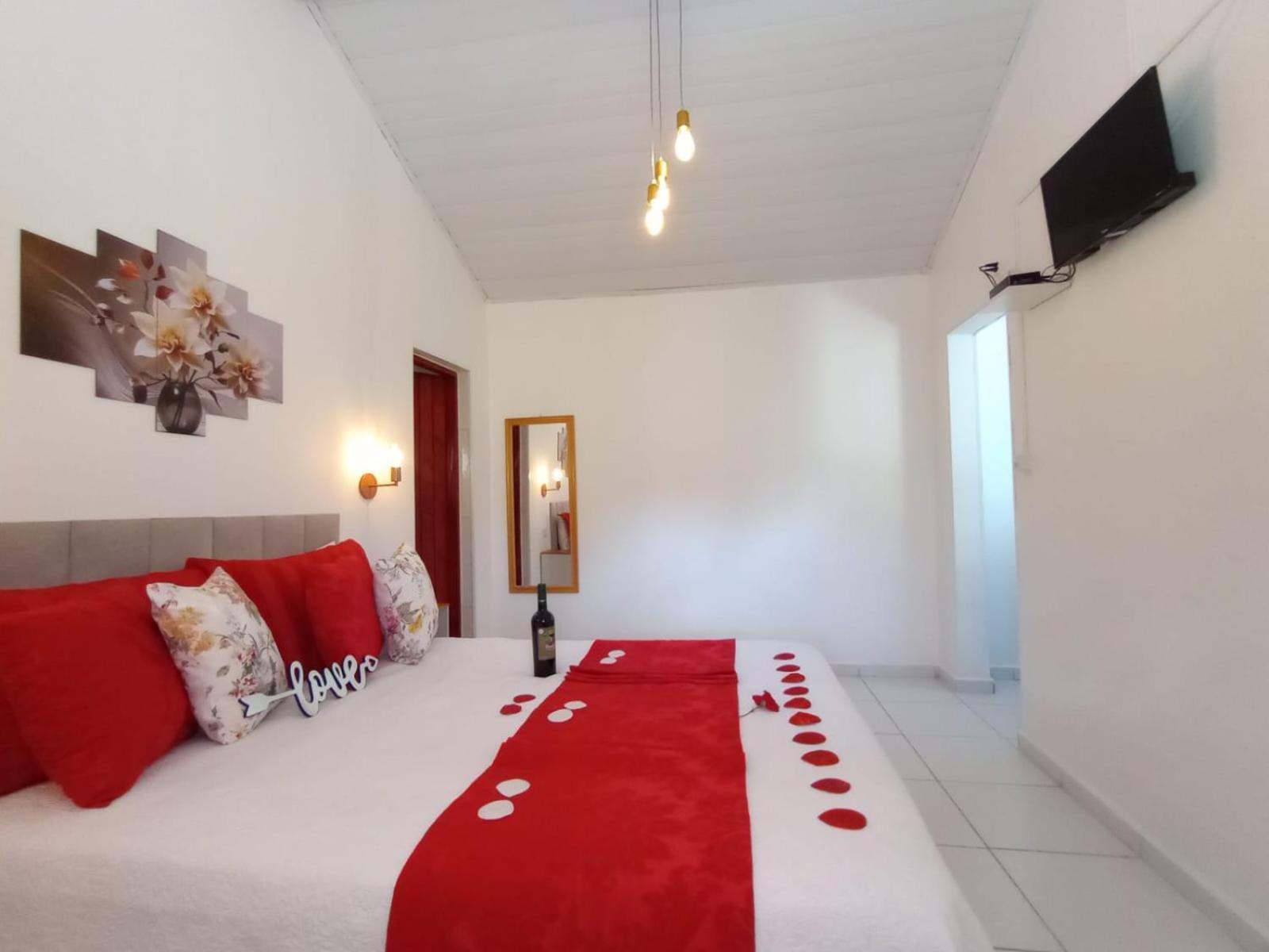 Casa da Vovó na Pousada Sitio Pauletto - com Cozinha, Churrasqueira e Decoração