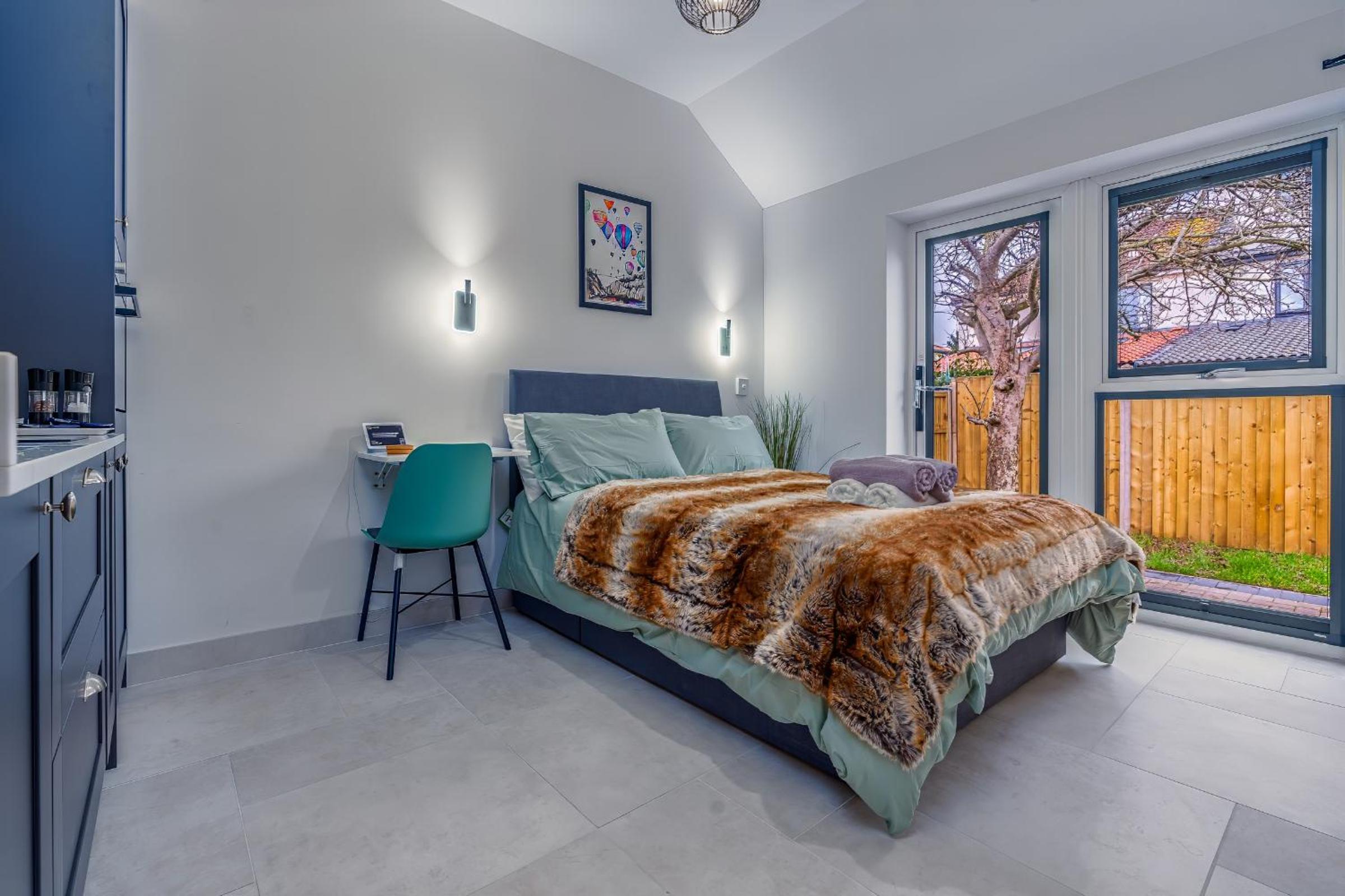 Cosy studio with parking and underfloor heating view 3