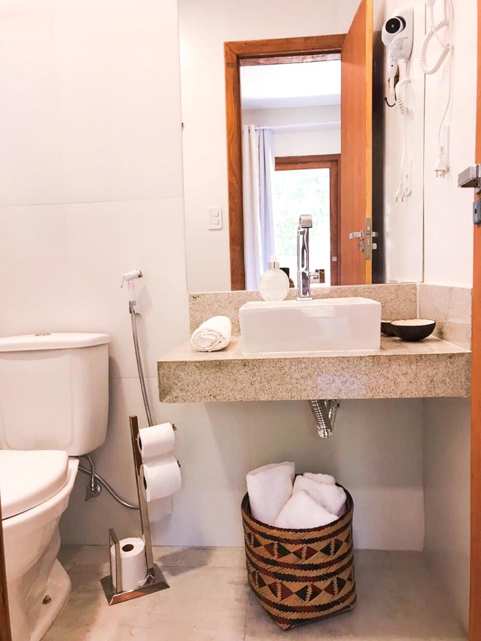 Taipu de Fora - Suítes, piscina e hidromassagens