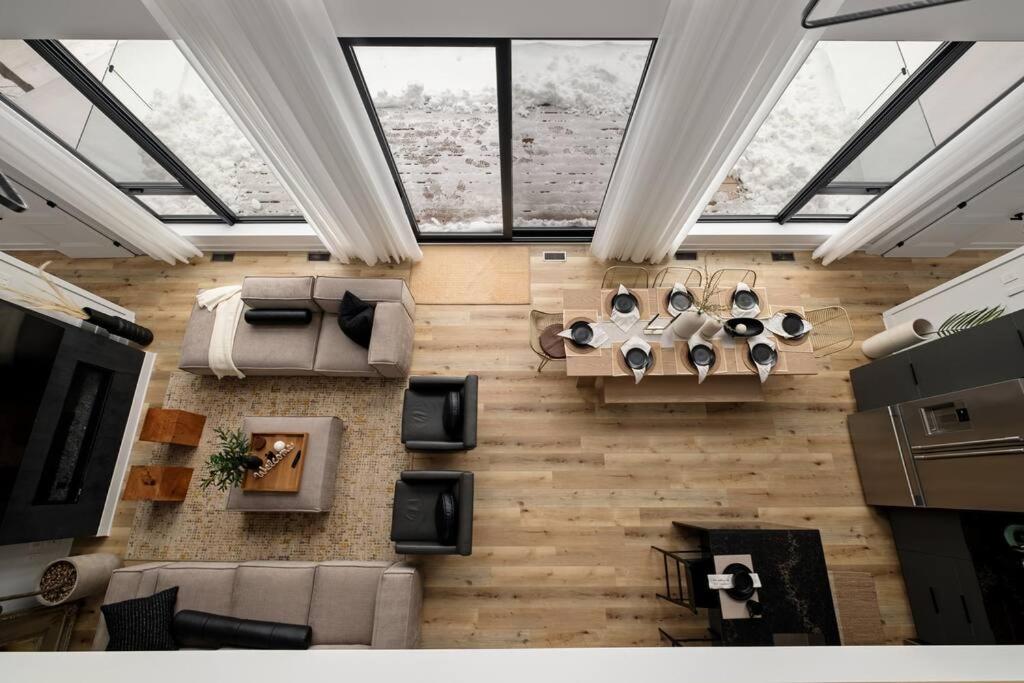 Chalet Peak Tremblant: Your Mountain Escape.