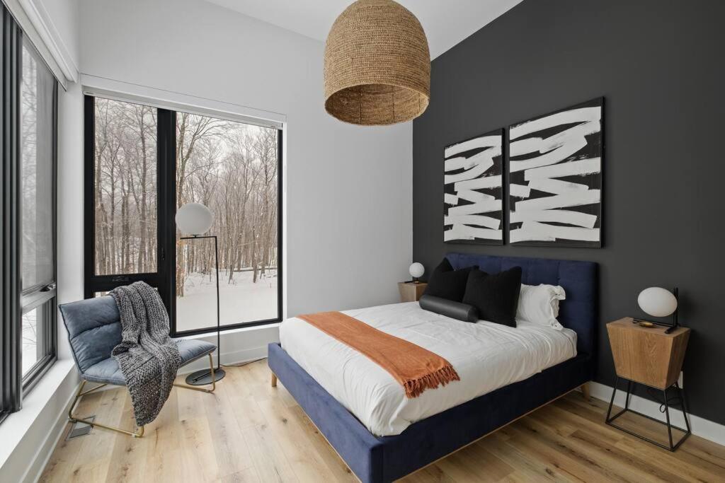 Chalet Peak Tremblant: Your Mountain Escape.