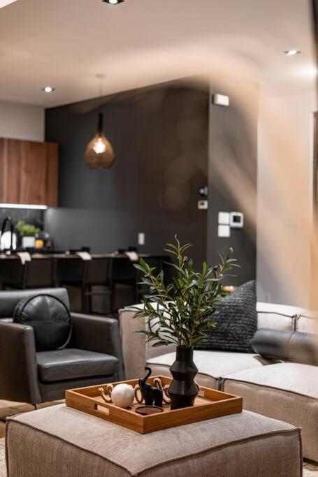 Chalet Peak Tremblant: Your Mountain Escape.