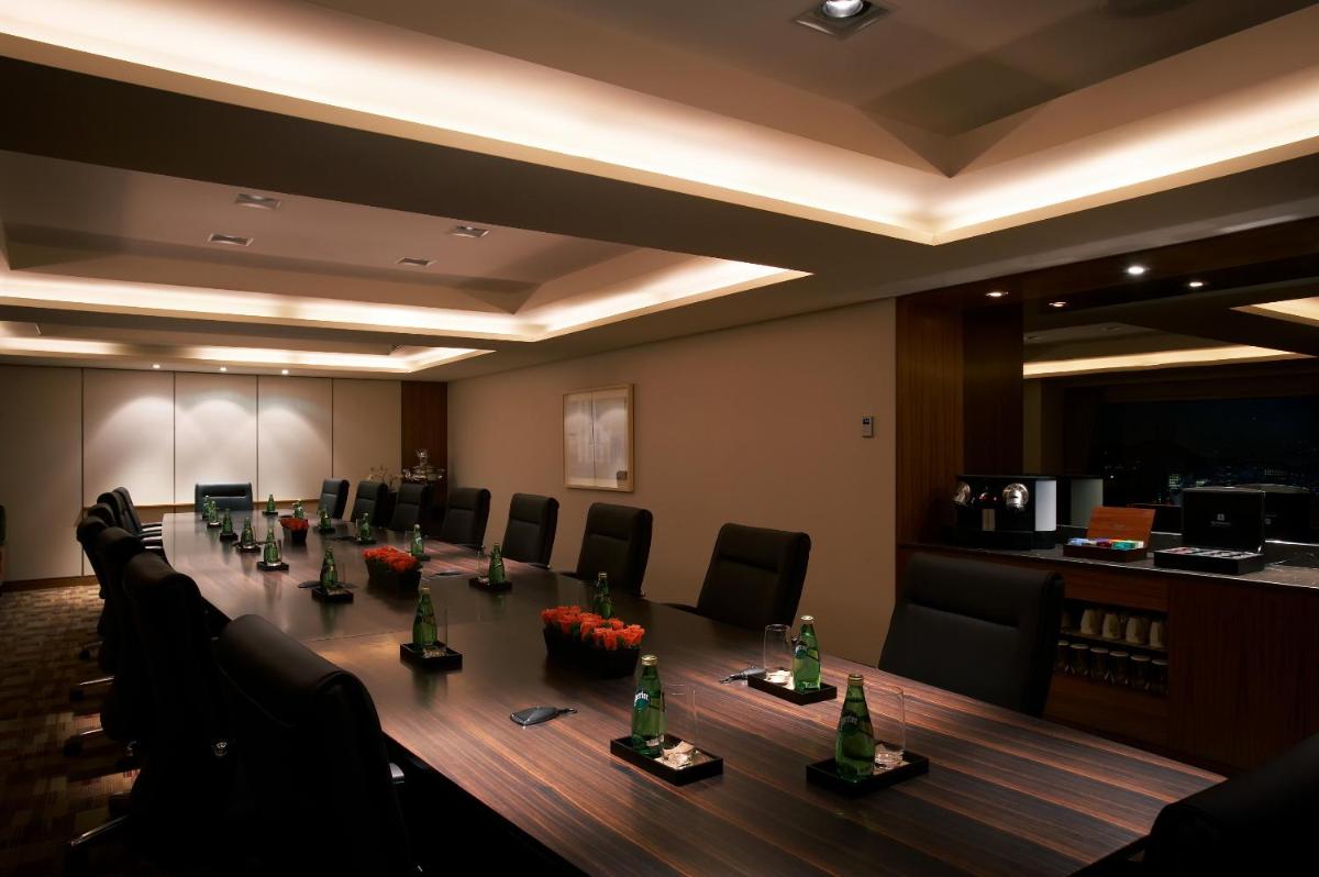 Lotte Hotel Seoul Executive Tower 50