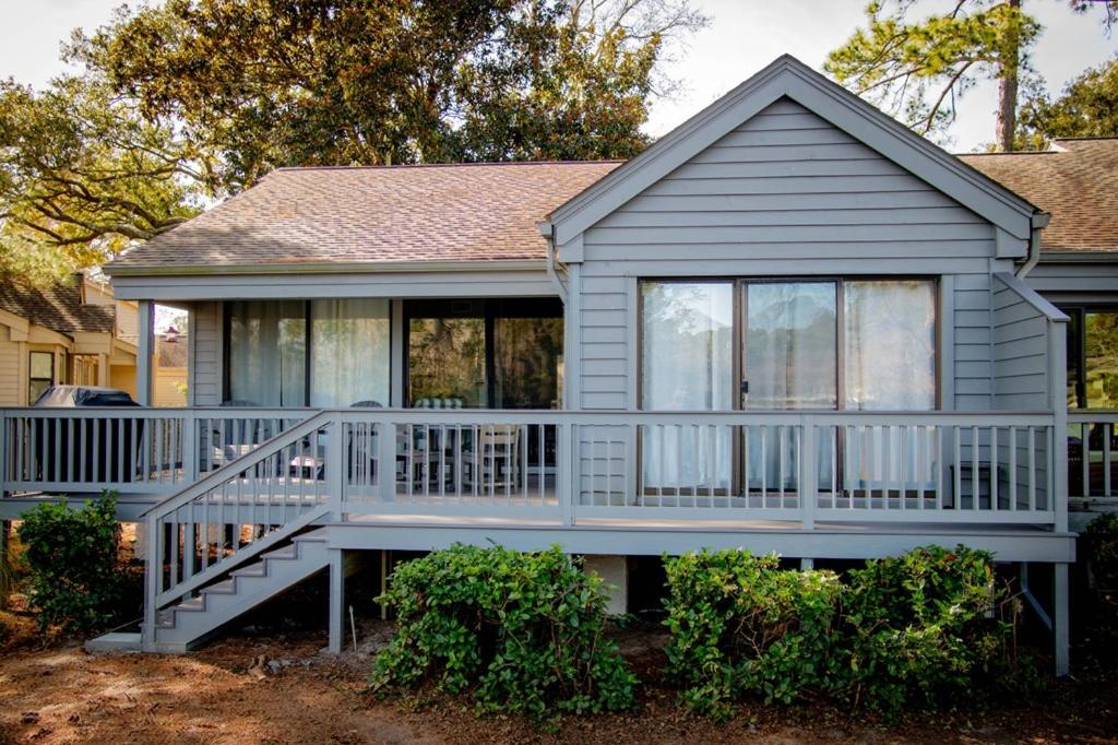 2 BR Lakeviews new furniture King 2 Twins Fold Out Bikes & Beach Gear included