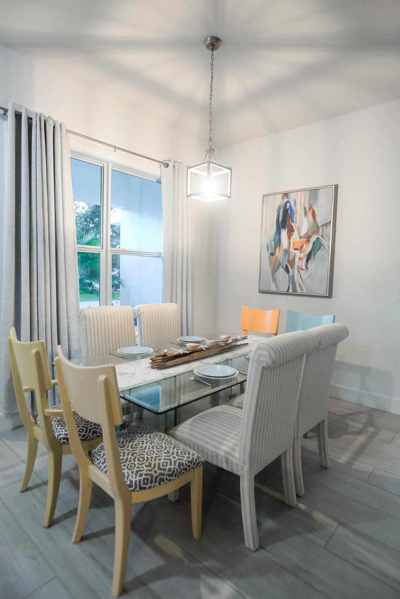 Waterfront Retreat, Heated Pool, Fishing