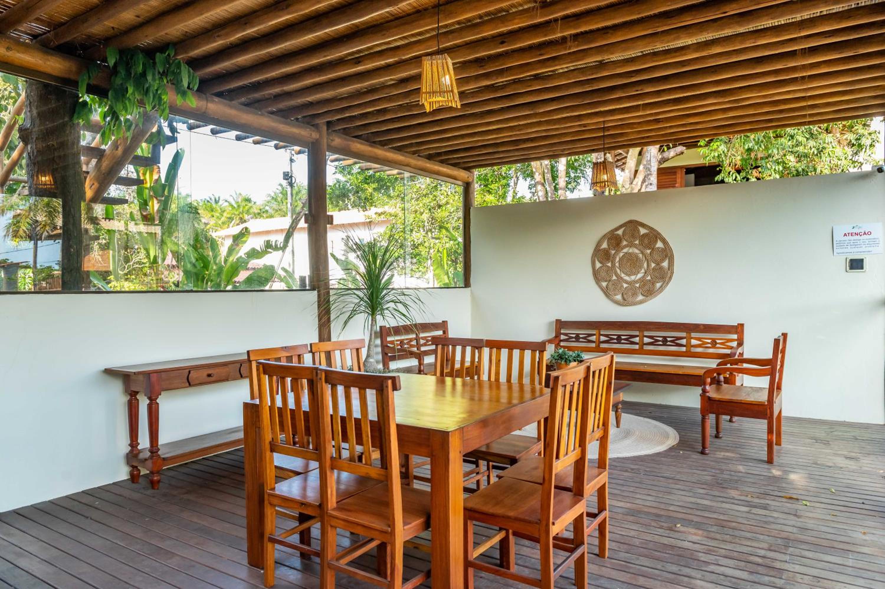 Taipu de Fora - Suítes, piscina e hidromassagens