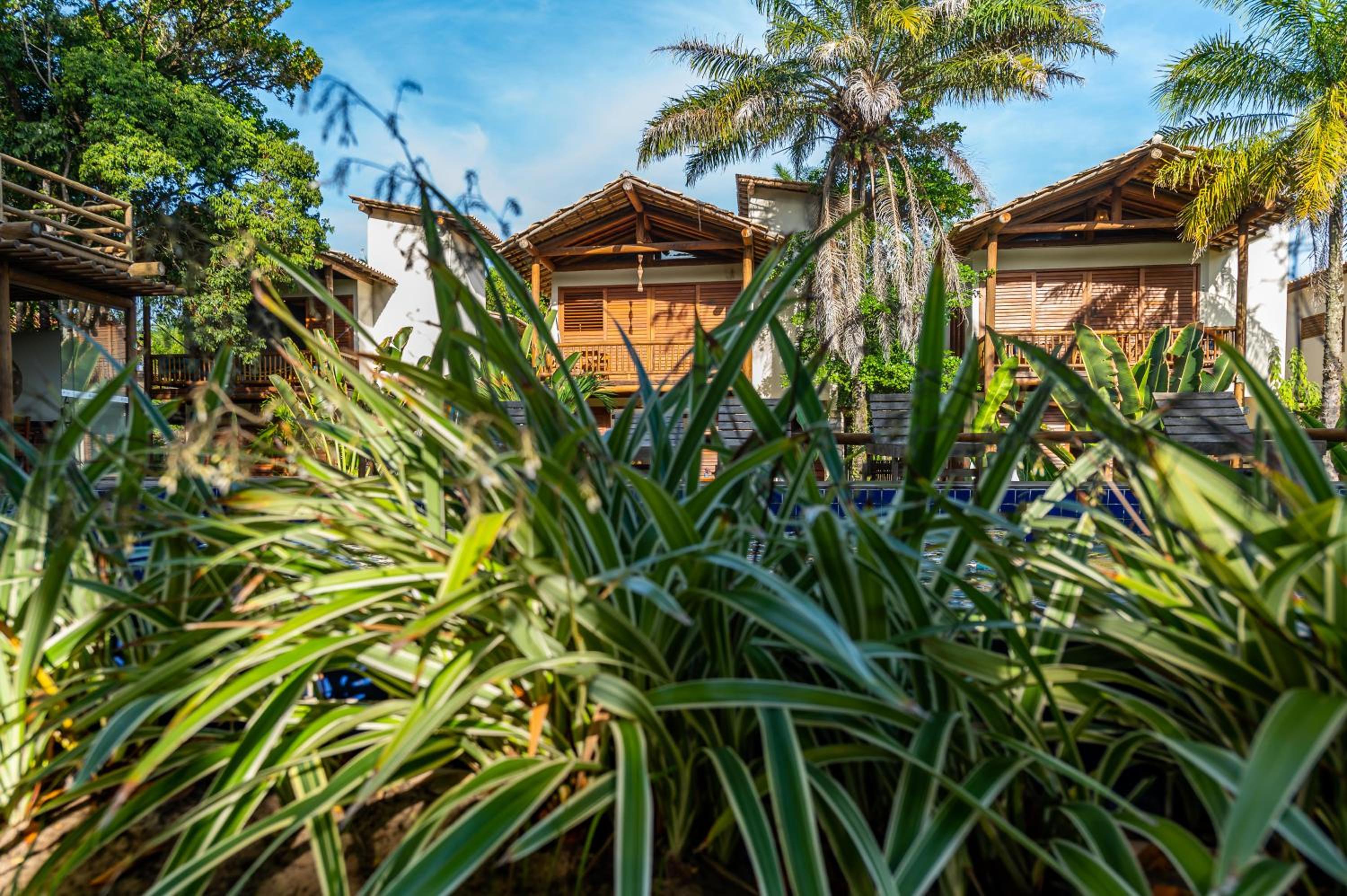 Taipu de Fora - Suítes, piscina e hidromassagens
