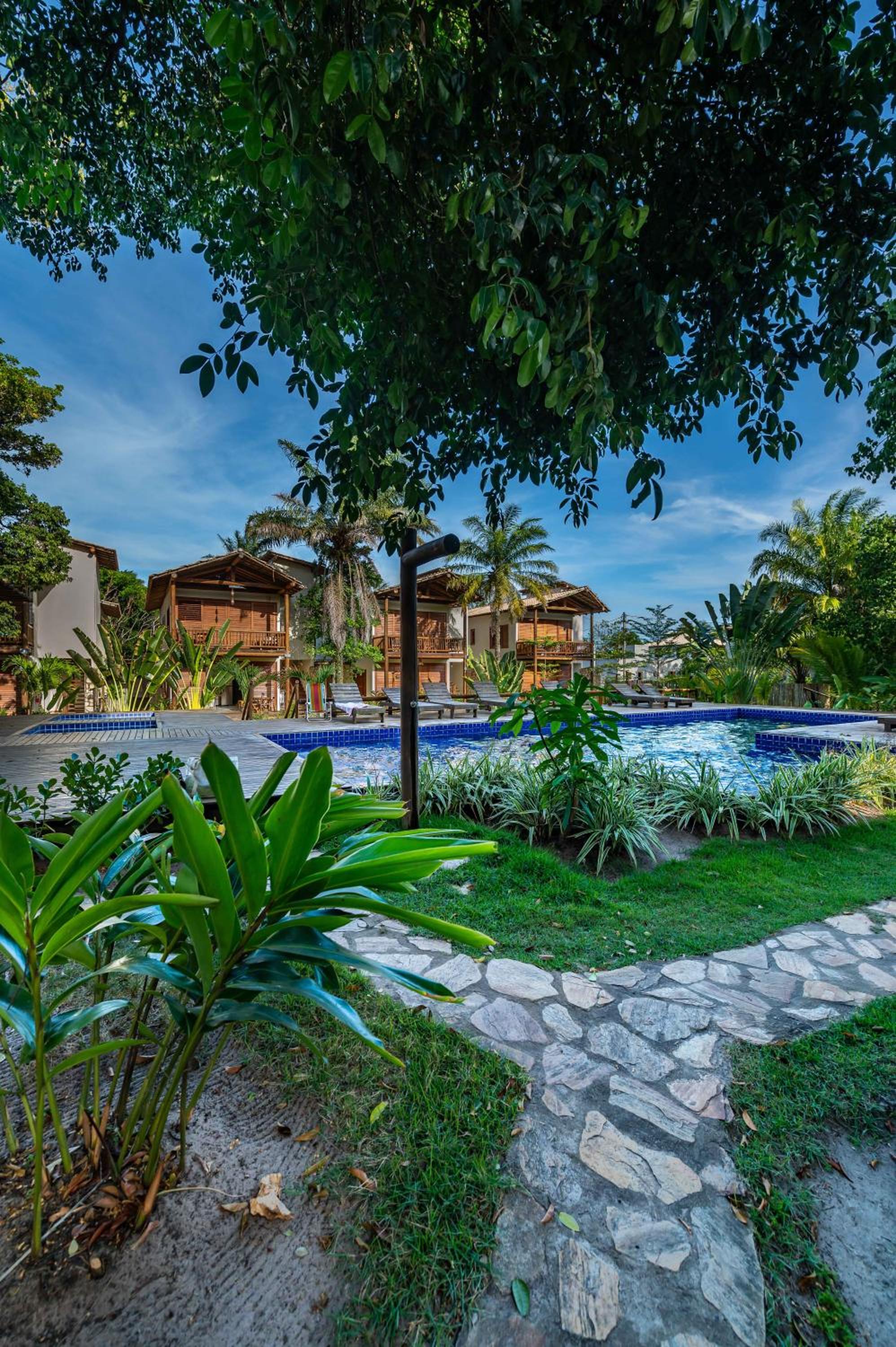 Taipu de Fora - Suítes, piscina e hidromassagens