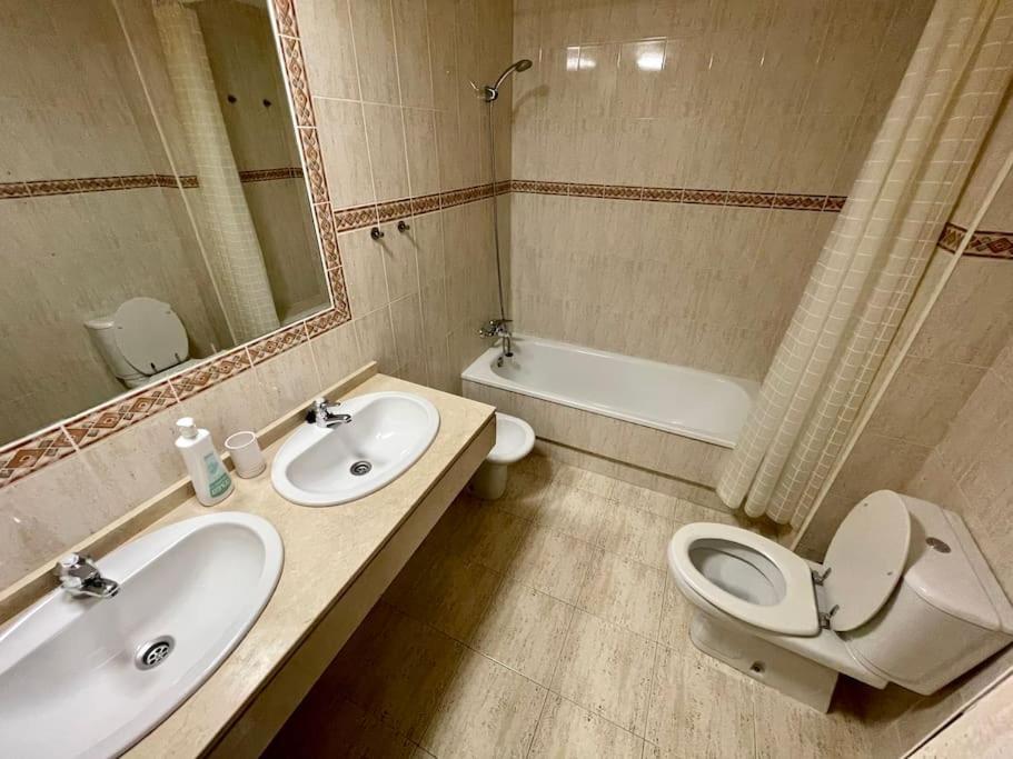 Large apartment nearby the sea
