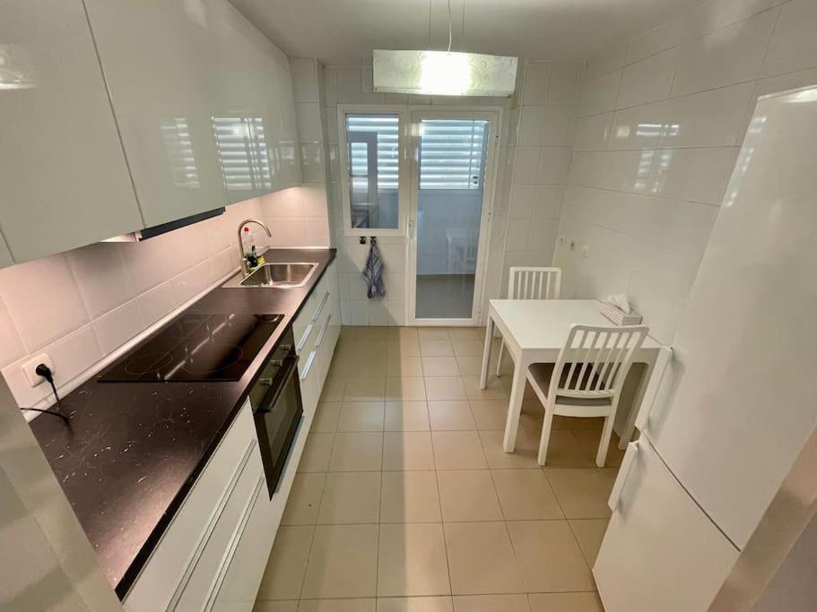 Large apartment nearby the sea