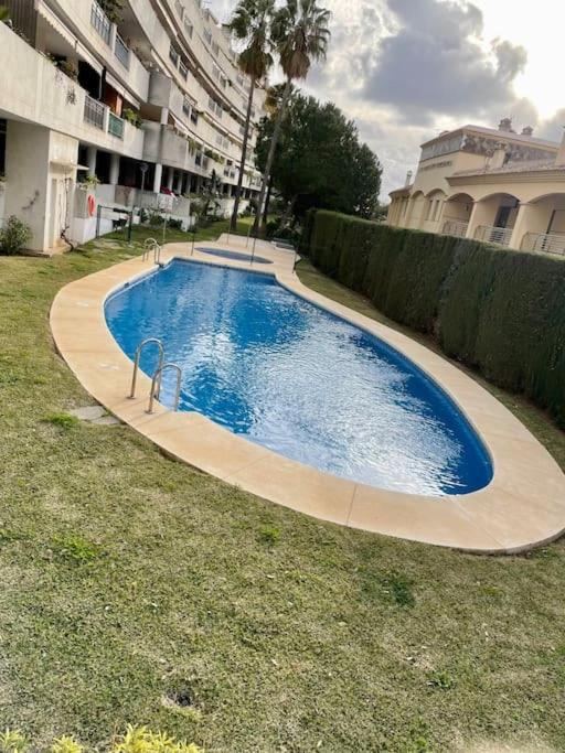 Large apartment nearby the sea